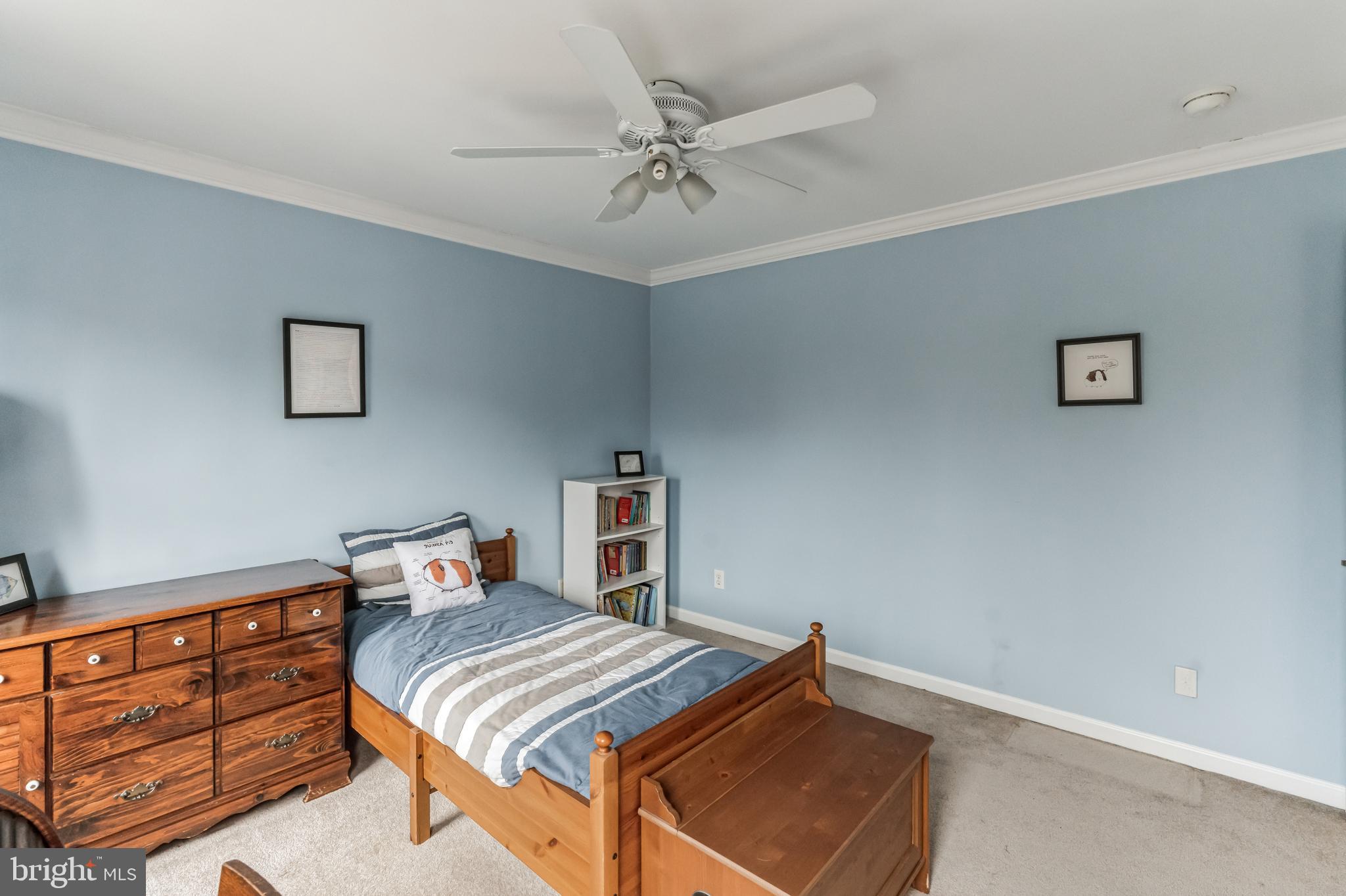 WINDSOR RIDGE - Residential