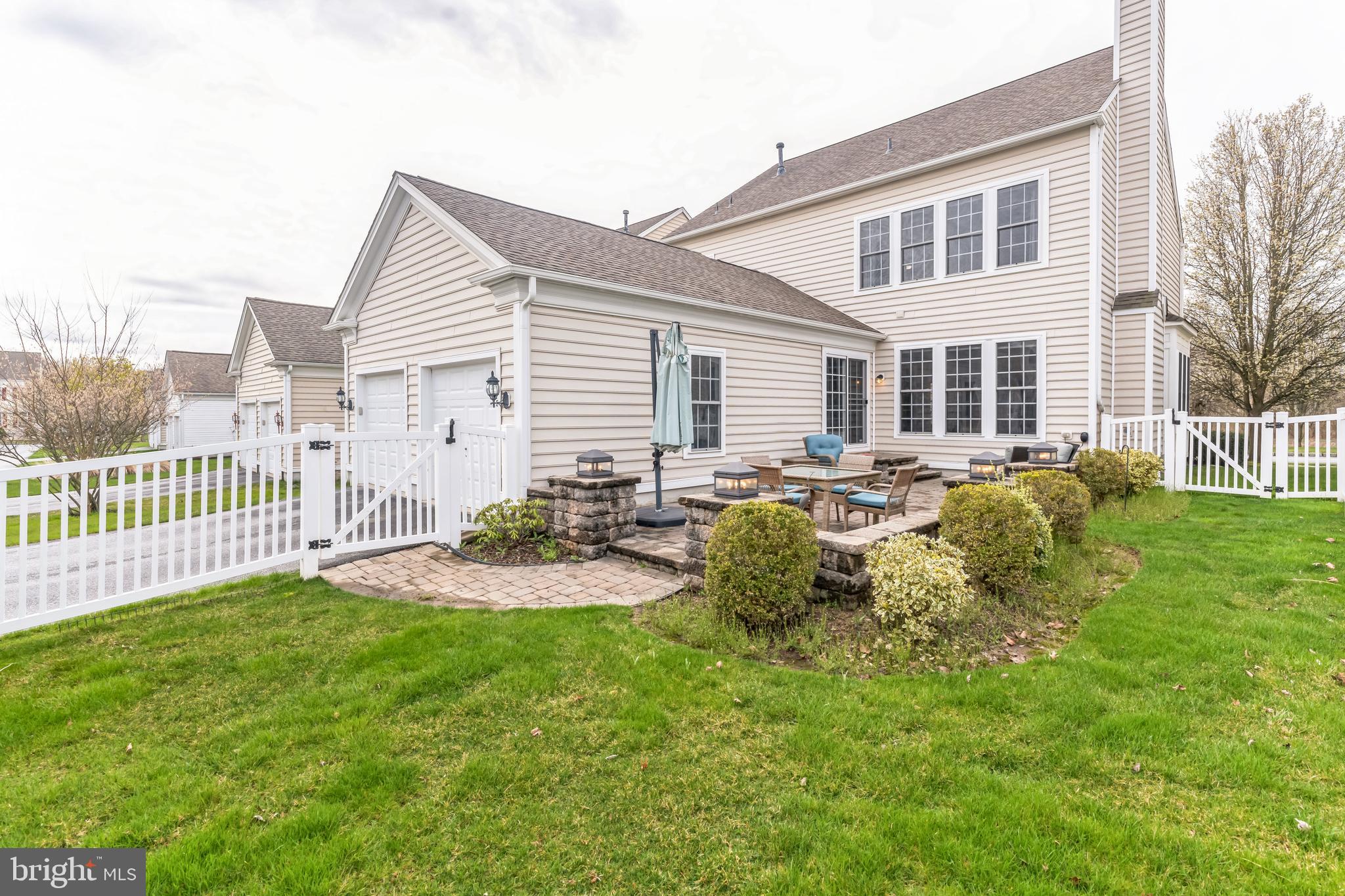 WINDSOR RIDGE - Residential