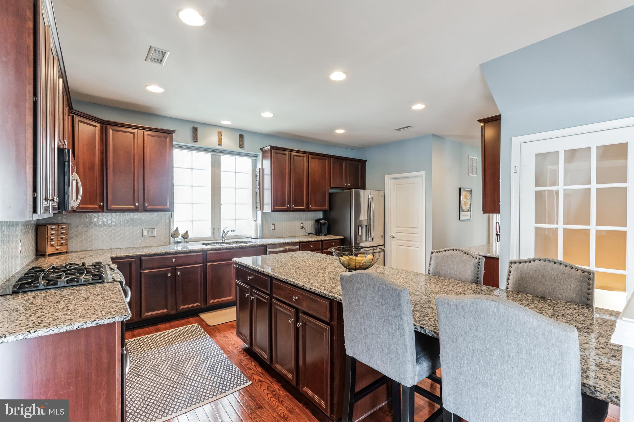 WINDSOR RIDGE - Residential