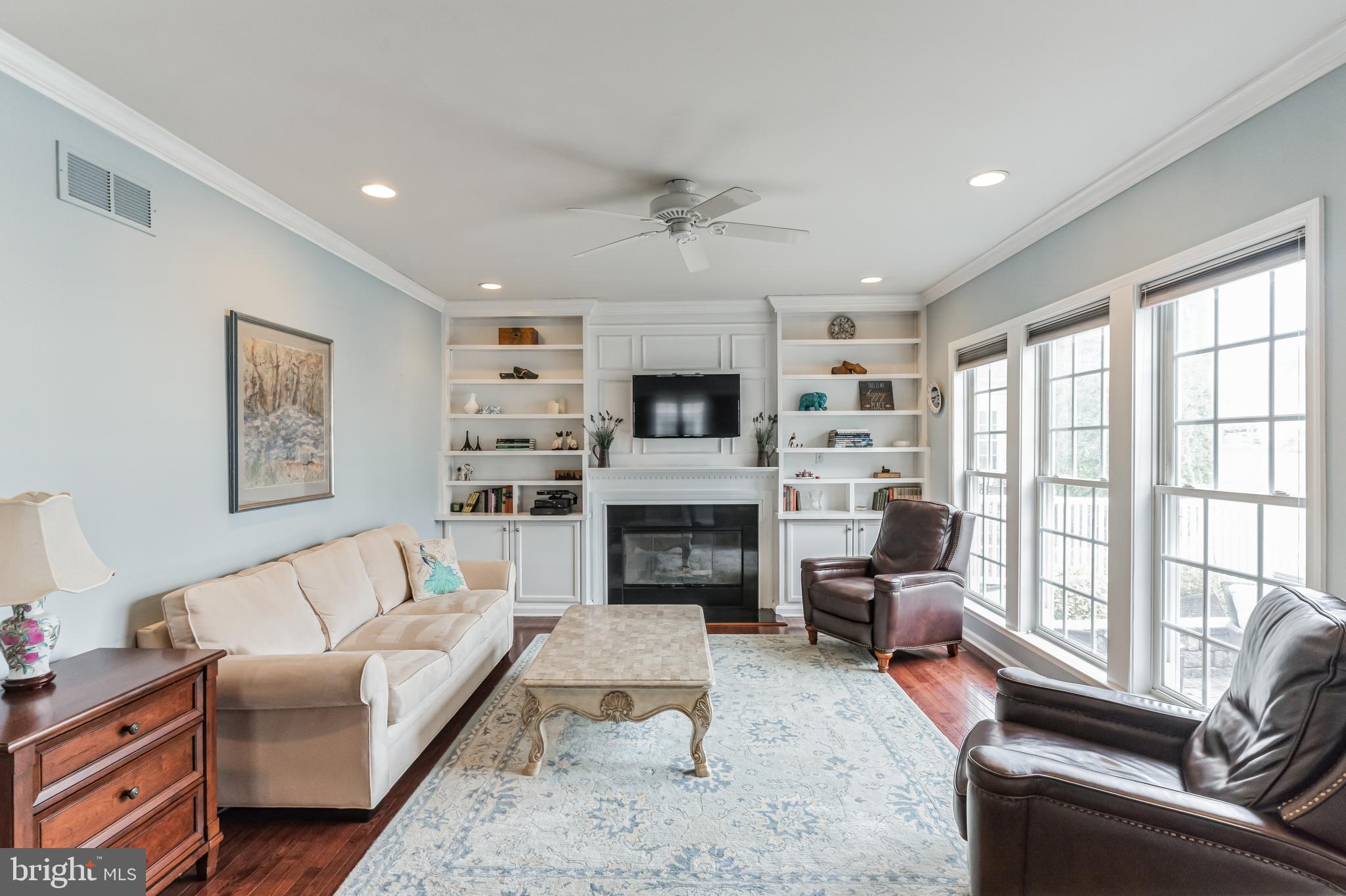 WINDSOR RIDGE - Residential