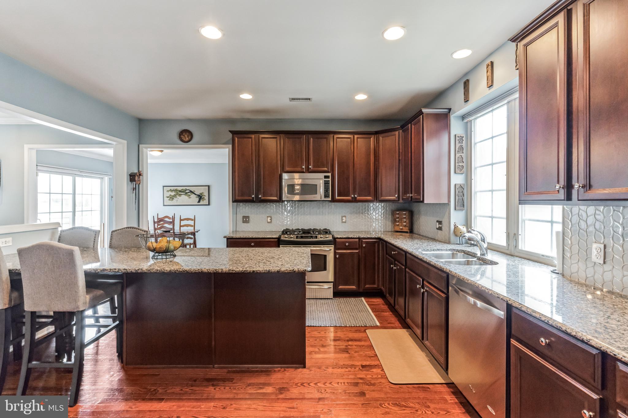 WINDSOR RIDGE - Residential