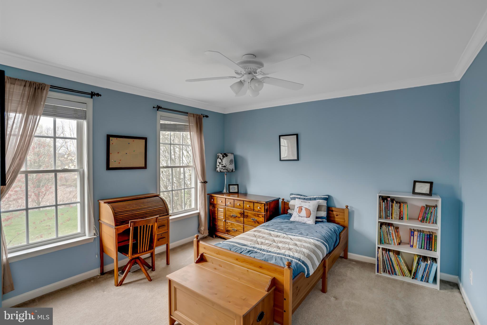 WINDSOR RIDGE - Residential