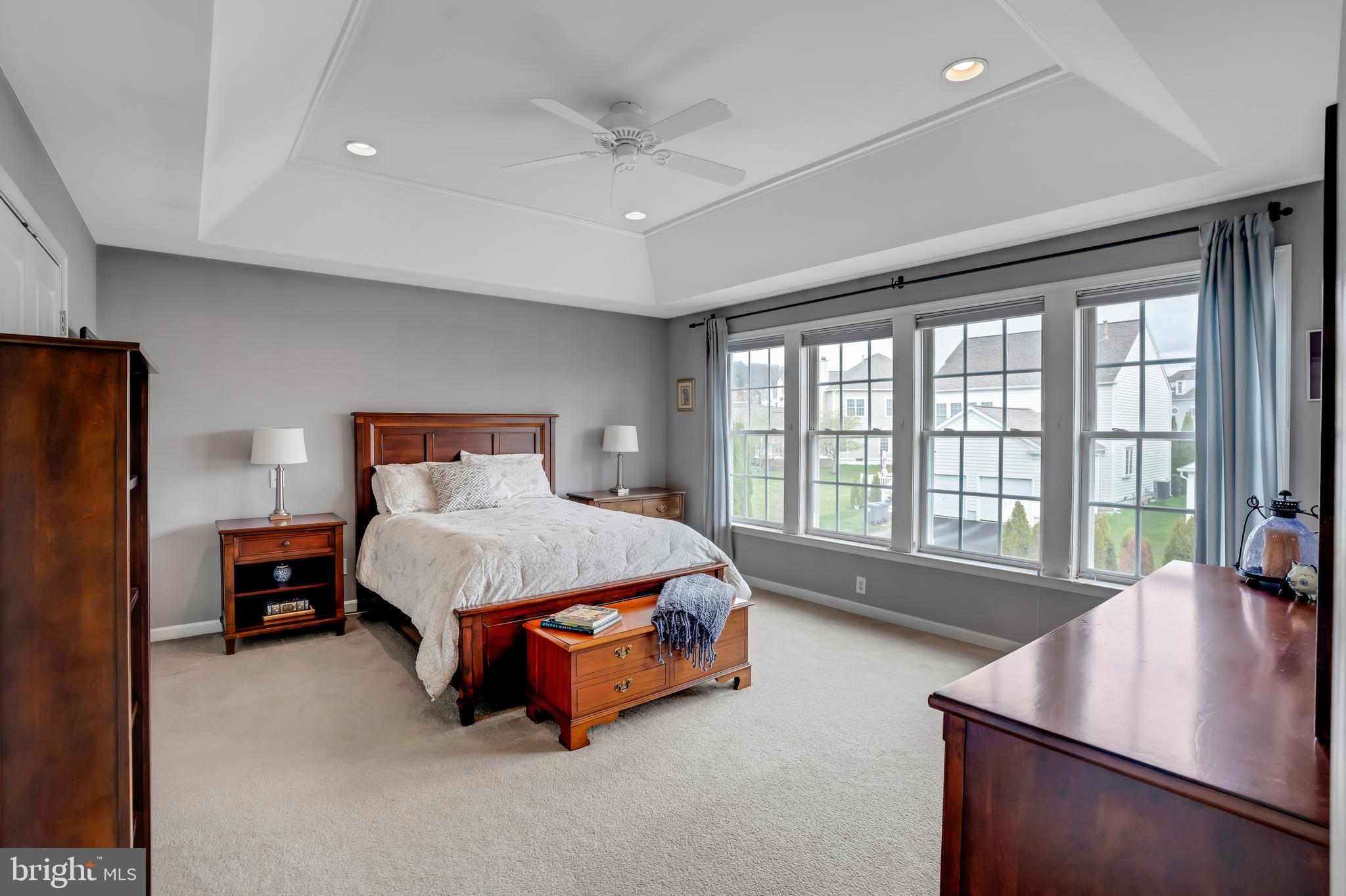 WINDSOR RIDGE - Residential