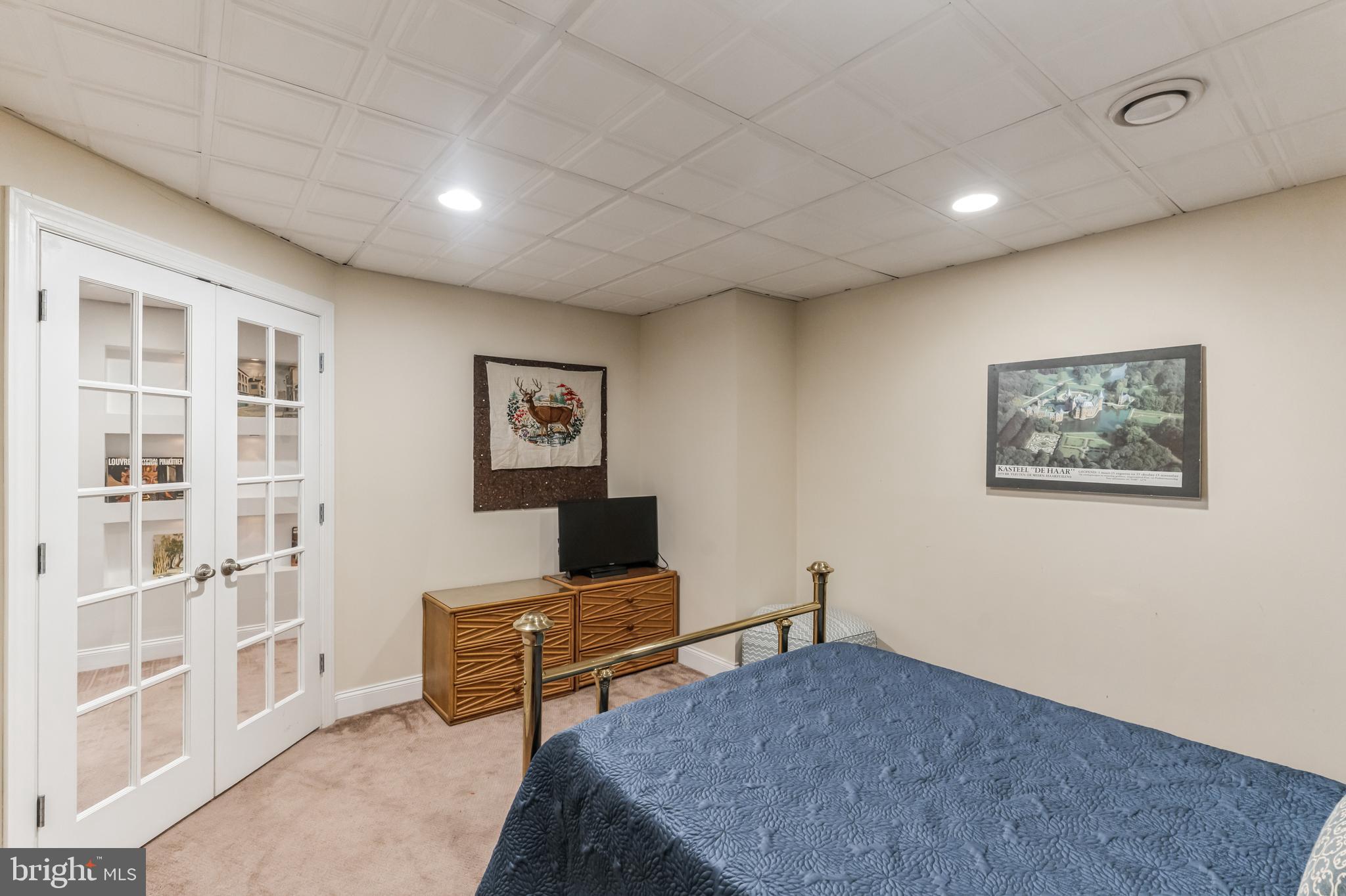 WINDSOR RIDGE - Residential