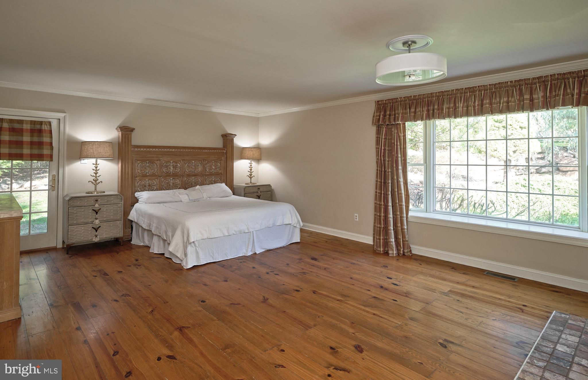 FOX HUNT ESTS - Residential