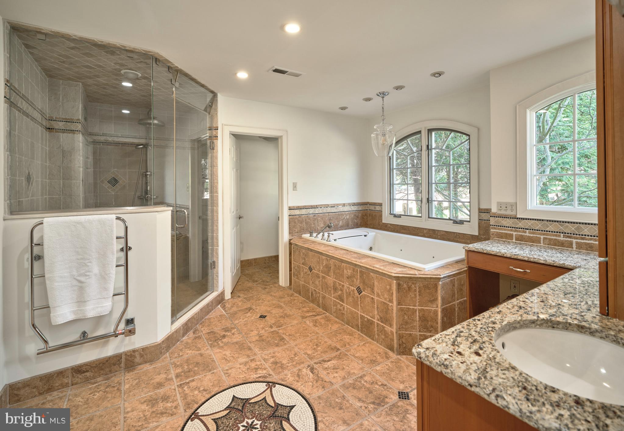 FOX HUNT ESTS - Residential