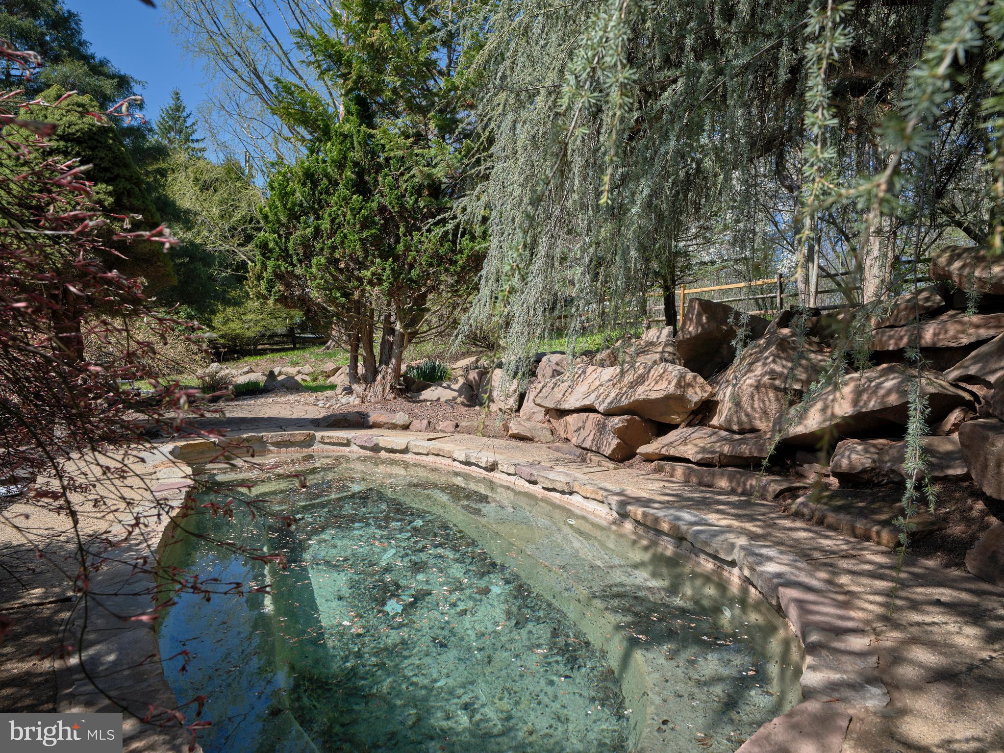 FOX HUNT ESTS - Residential