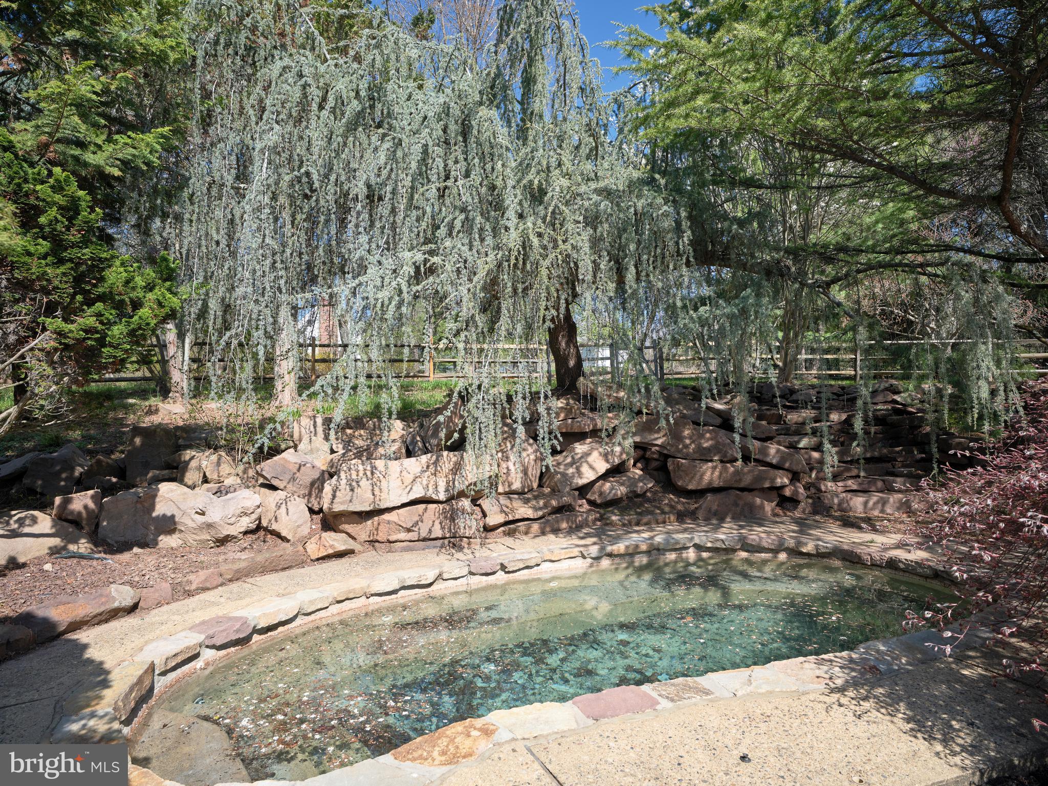 FOX HUNT ESTS - Residential