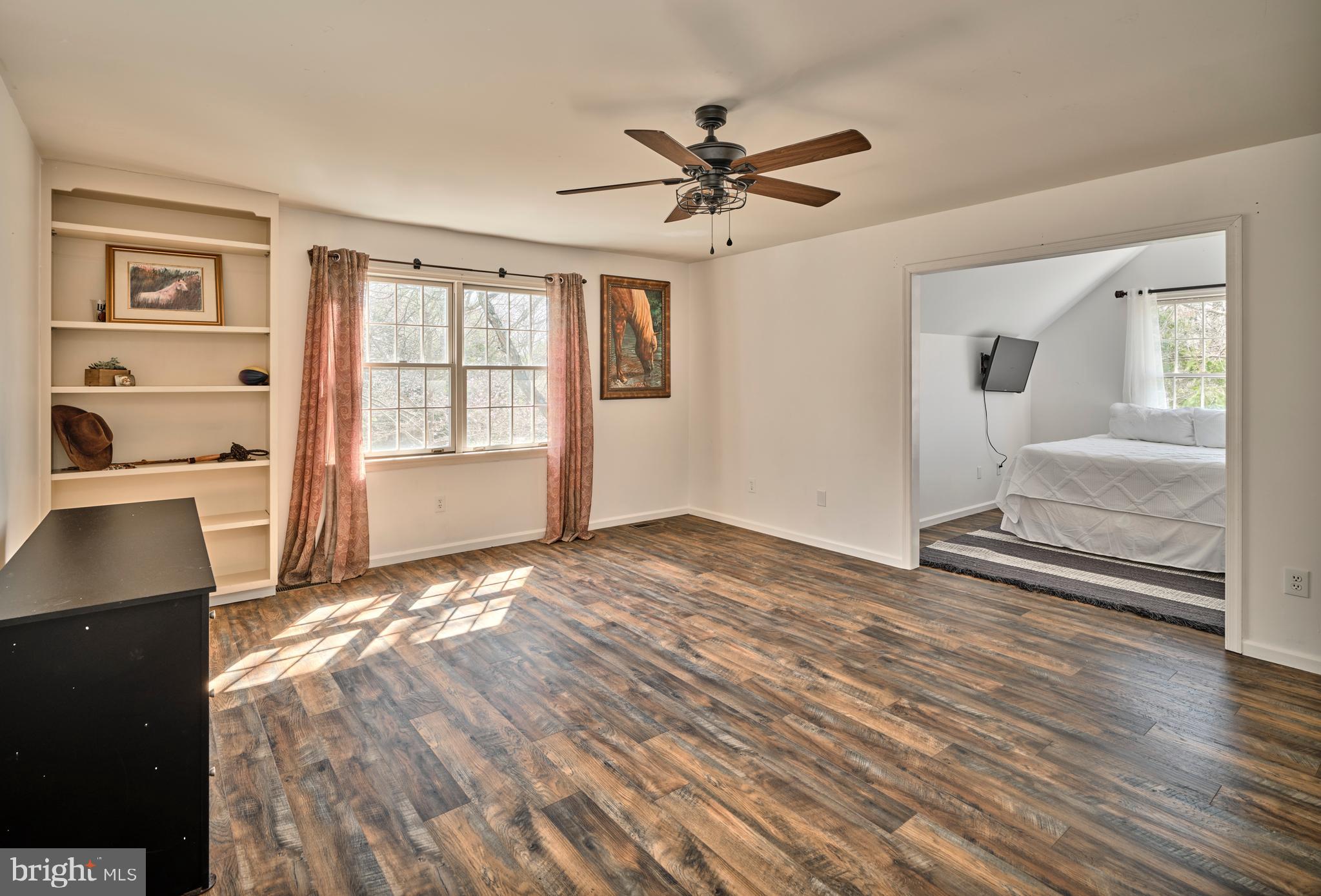 FOX HUNT ESTS - Residential