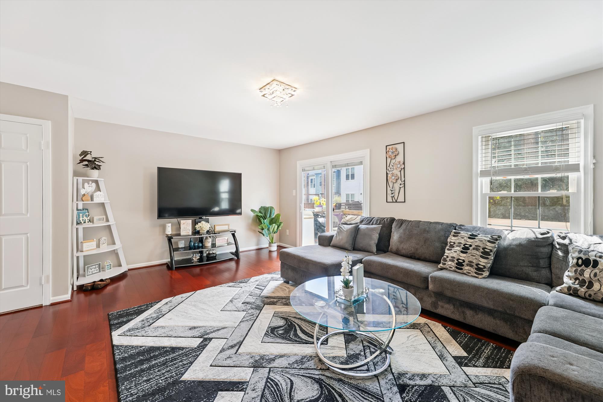4505 CANARY COURT