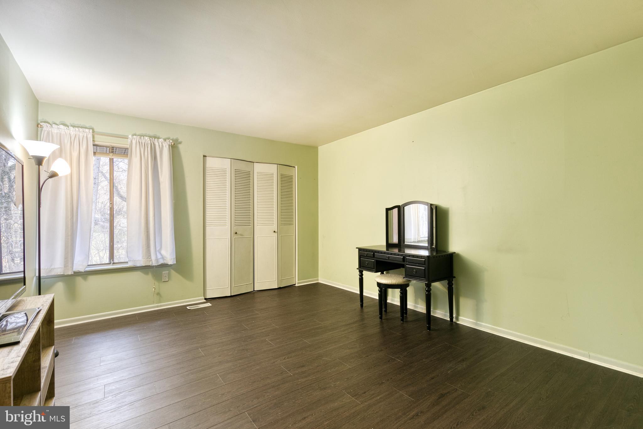 VILLAGE OF WILDE LAKE - Residential