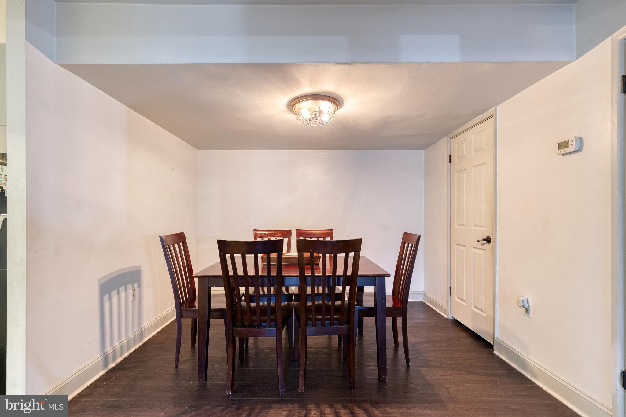 VILLAGE OF WILDE LAKE - Residential