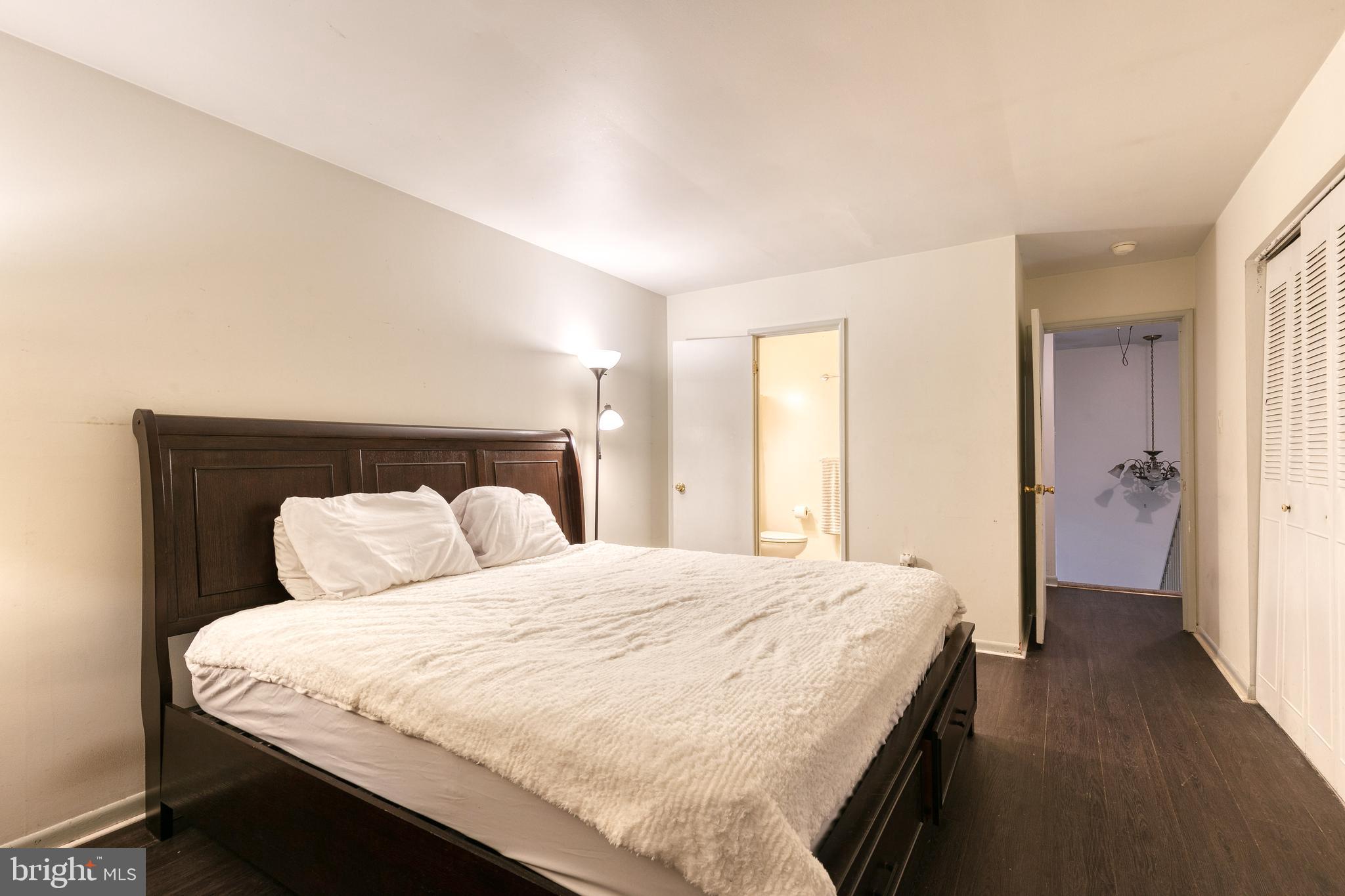 VILLAGE OF WILDE LAKE - Residential