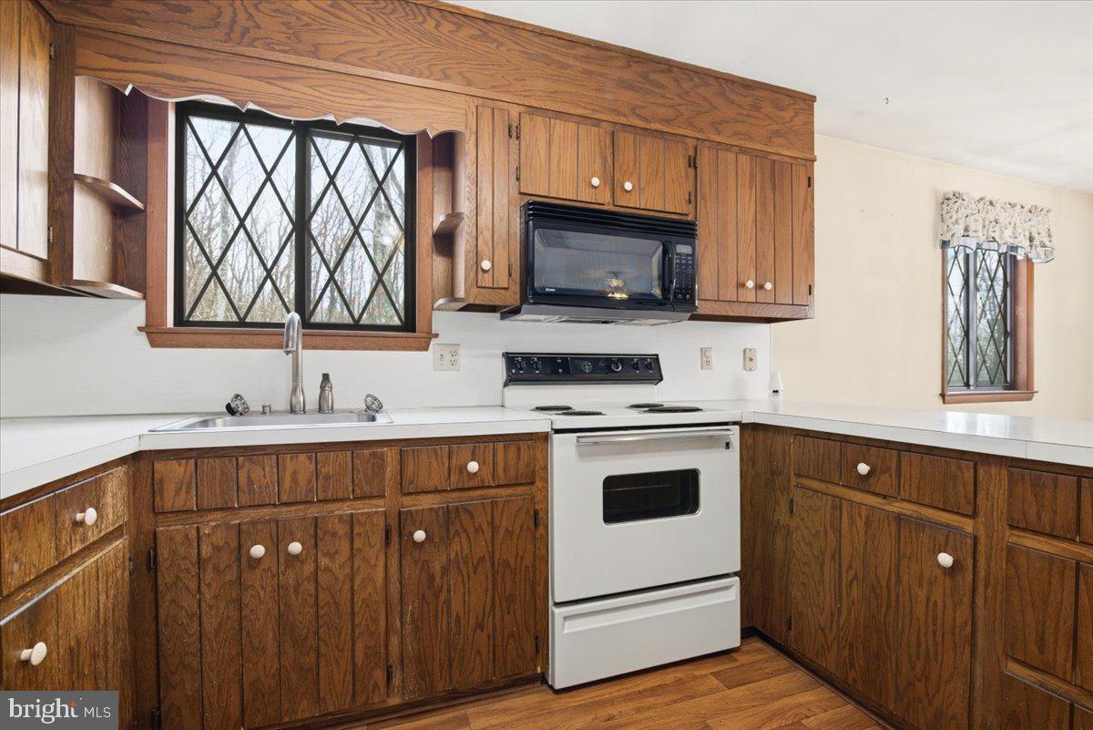 BIRCH HOLLOW ESTATES - Residential