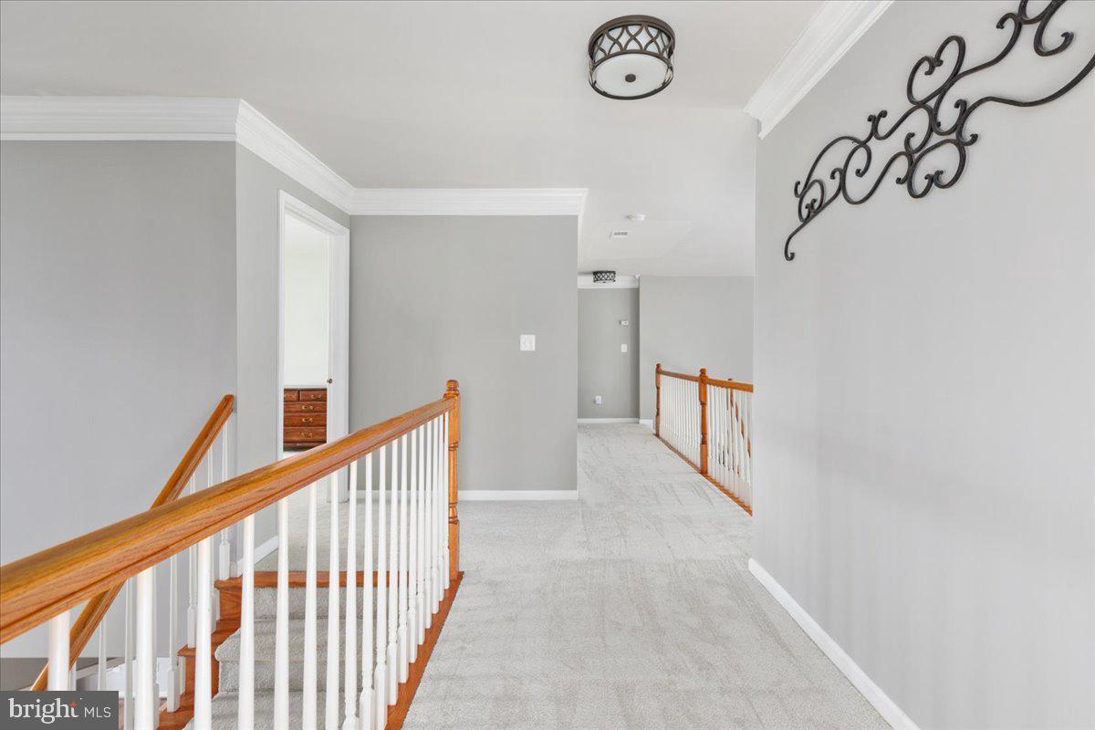 SOUTH RIDING - Residential