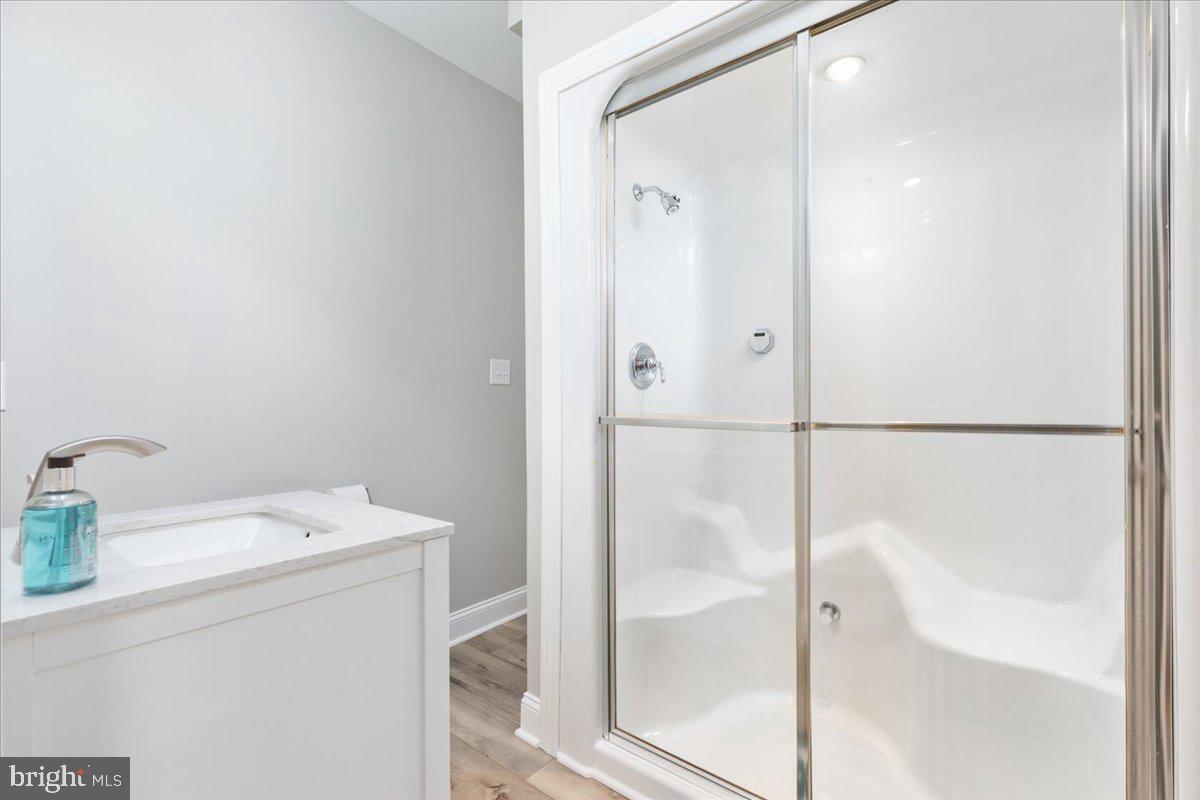 SOUTH RIDING - Residential