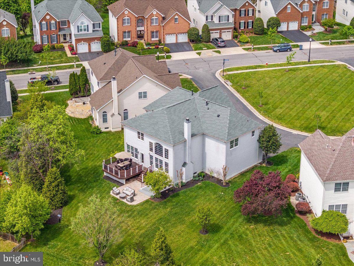 SOUTH RIDING - Residential