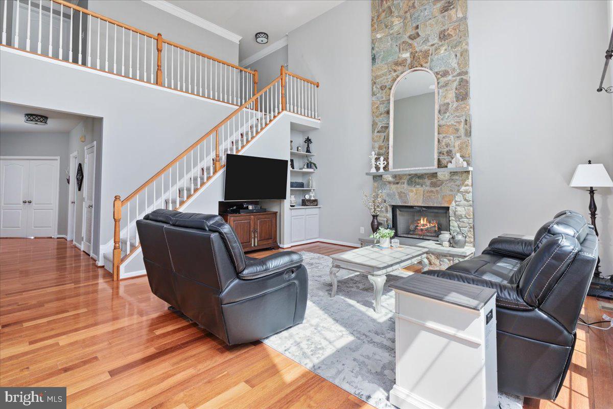 SOUTH RIDING - Residential