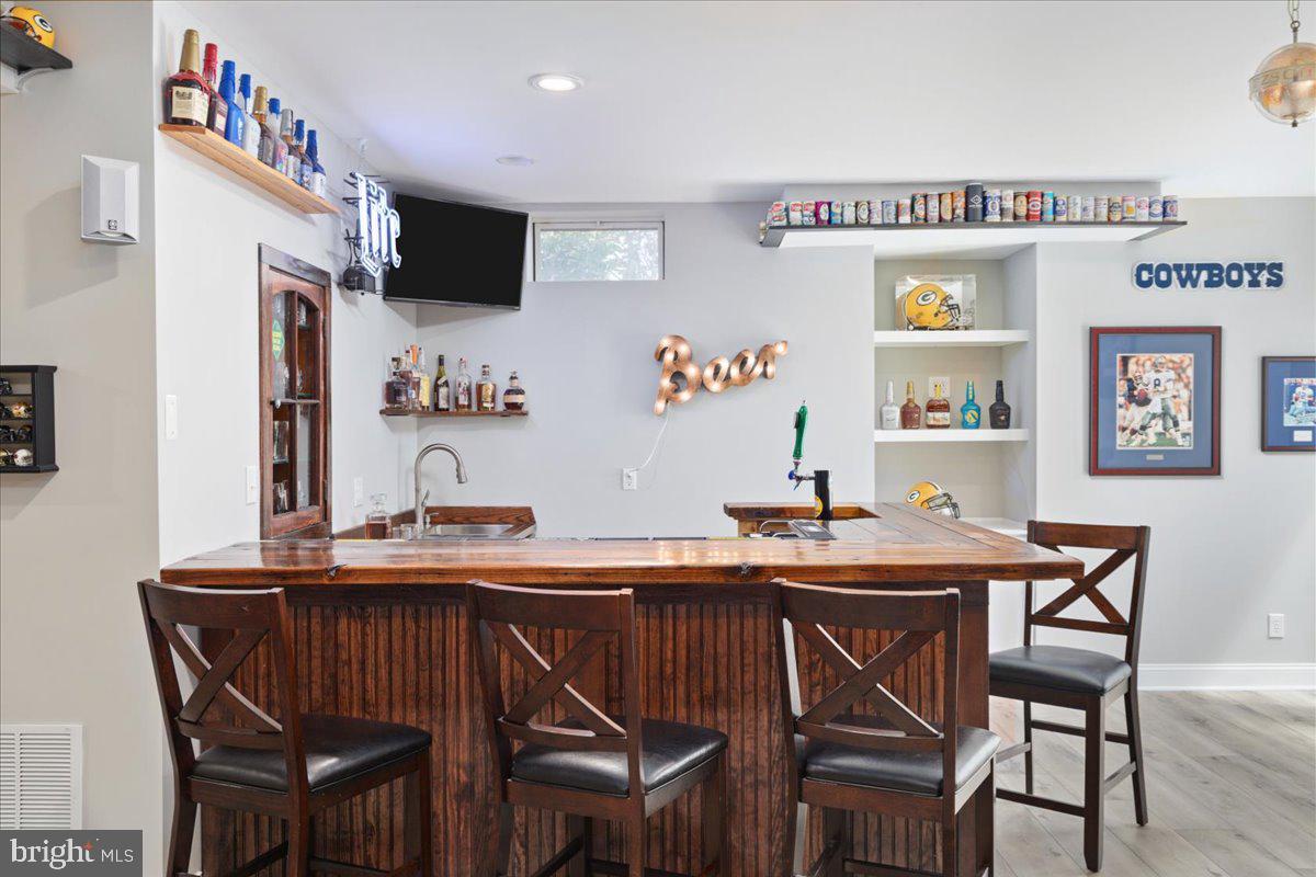 SOUTH RIDING - Residential