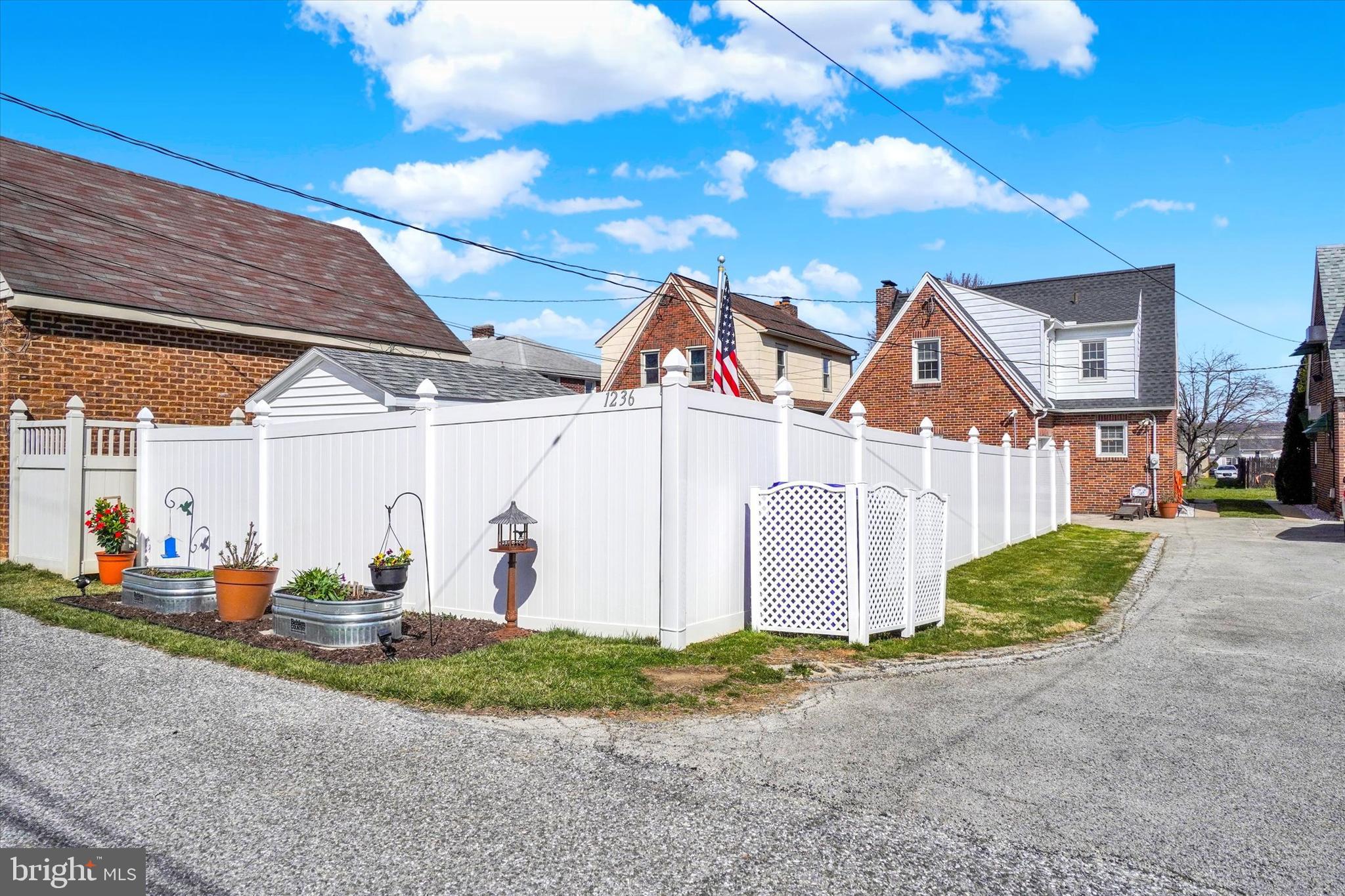 SPRING GARDEN TWP - Residential