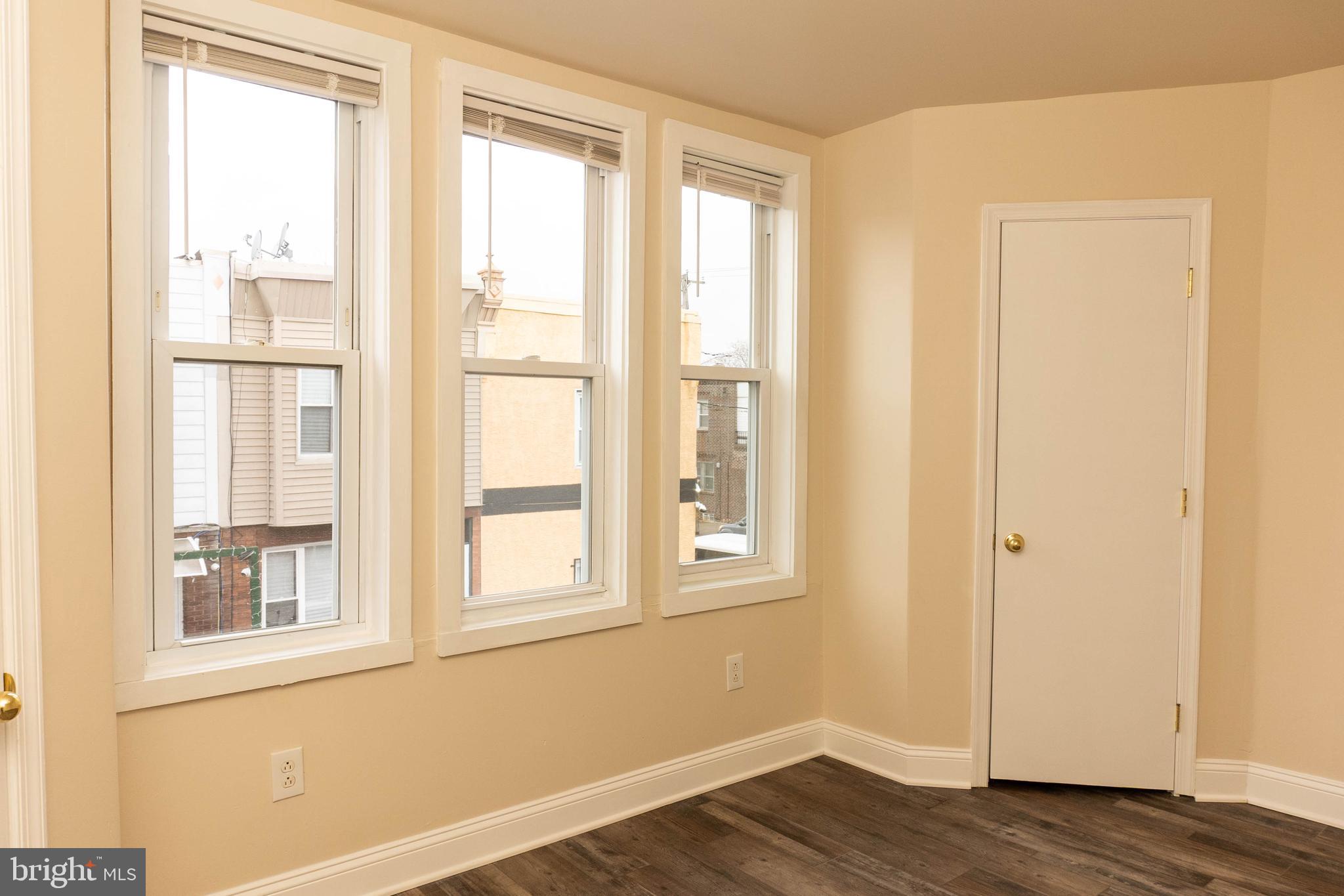 WHITMAN - Residential