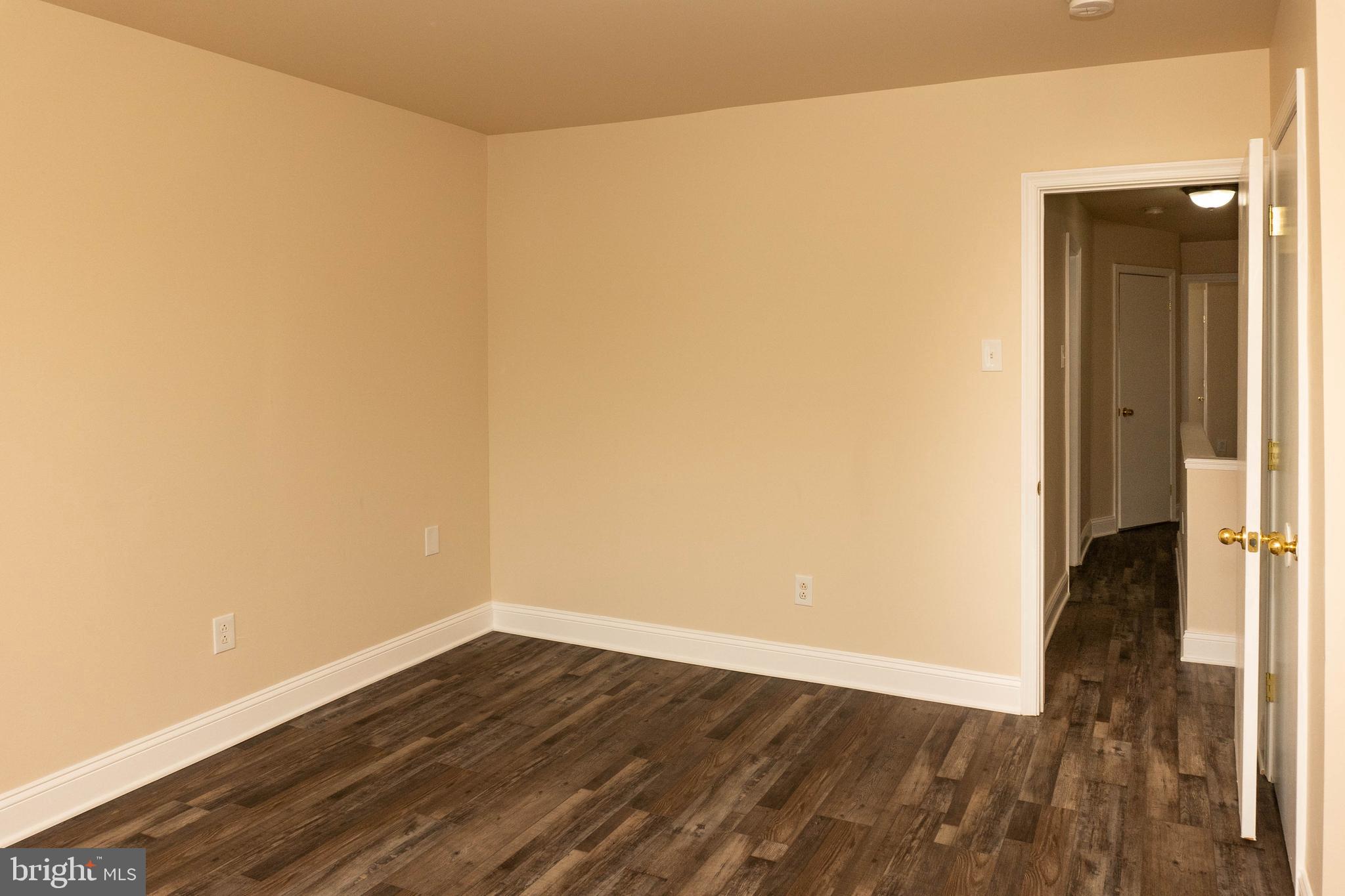 WHITMAN - Residential