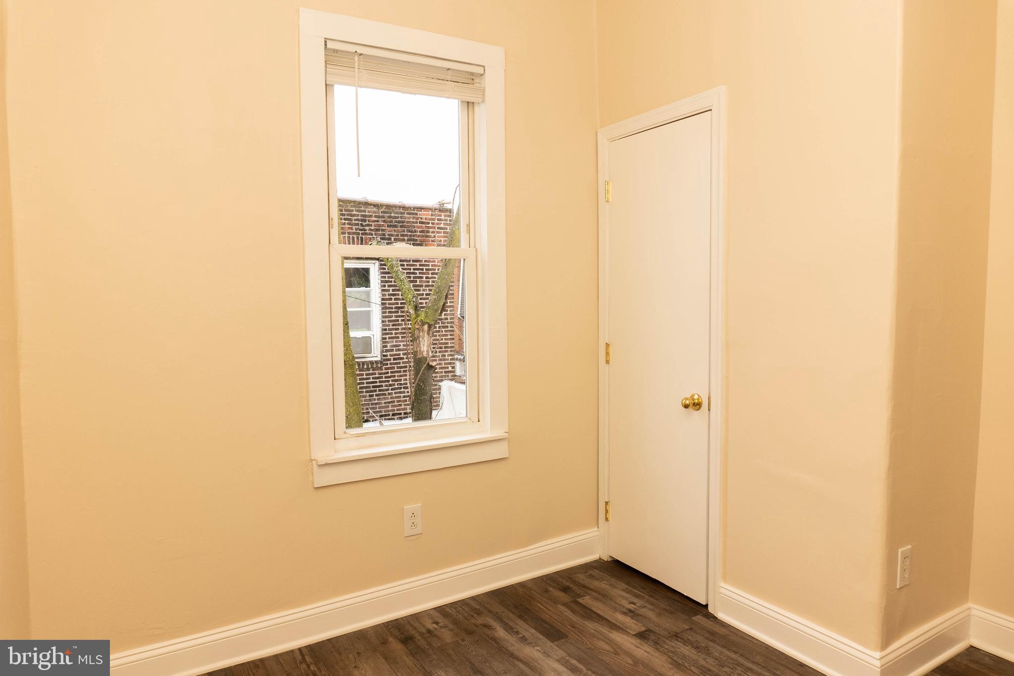 WHITMAN - Residential