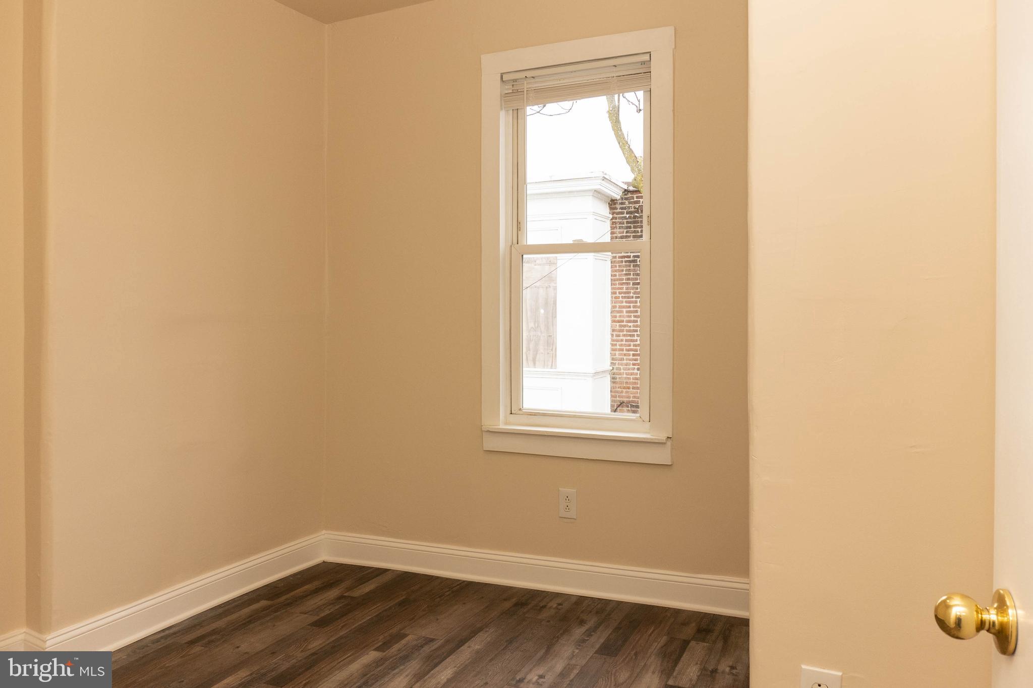 WHITMAN - Residential