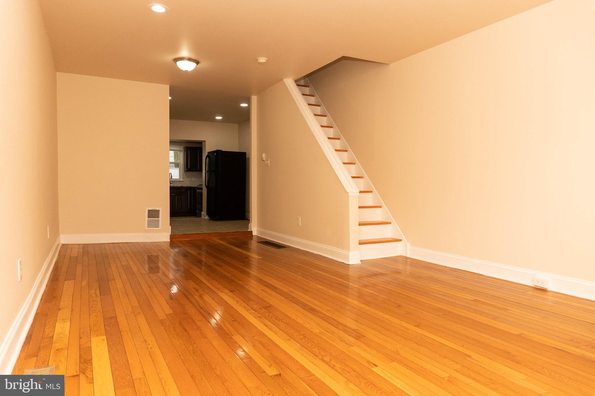 WHITMAN - Residential