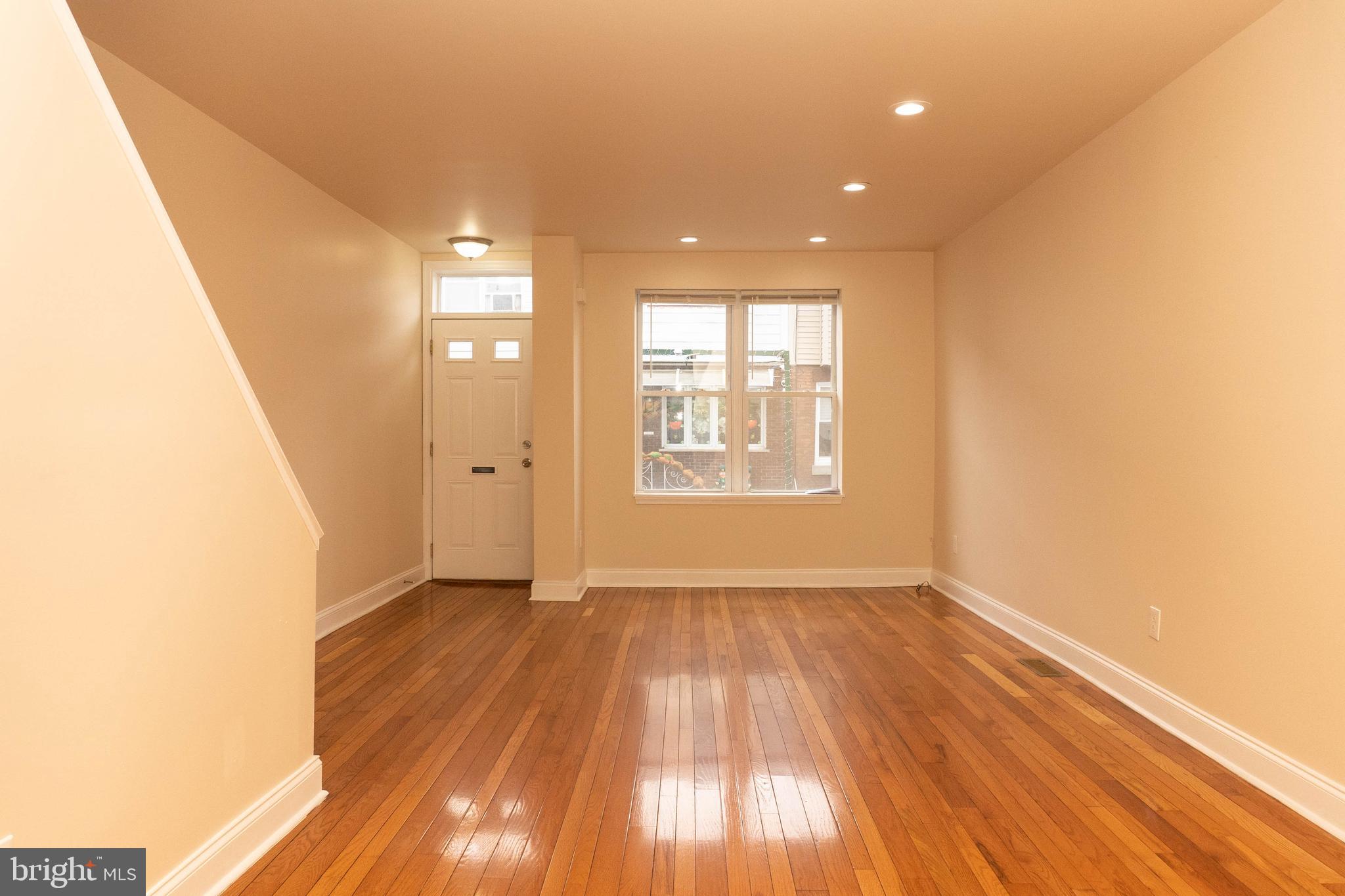 WHITMAN - Residential