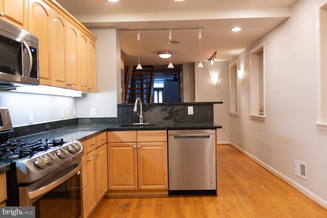 FELLS POINT HISTORIC DISTRICT - Residential Lease
