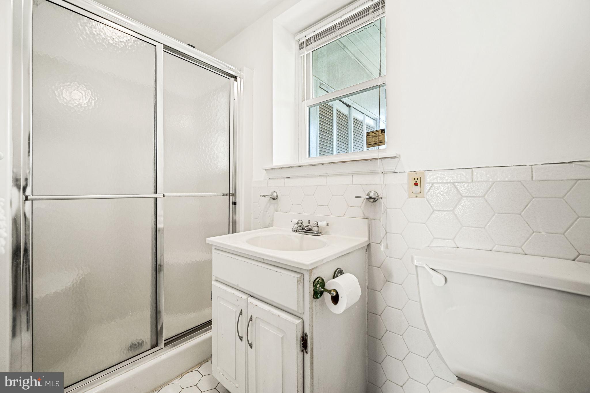 PENN WYNNE - Residential