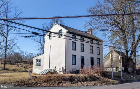 Townhouse For Rent - 6192 Lower York Road #B<br/> Bucks County, NEW HOPE, PA 18938