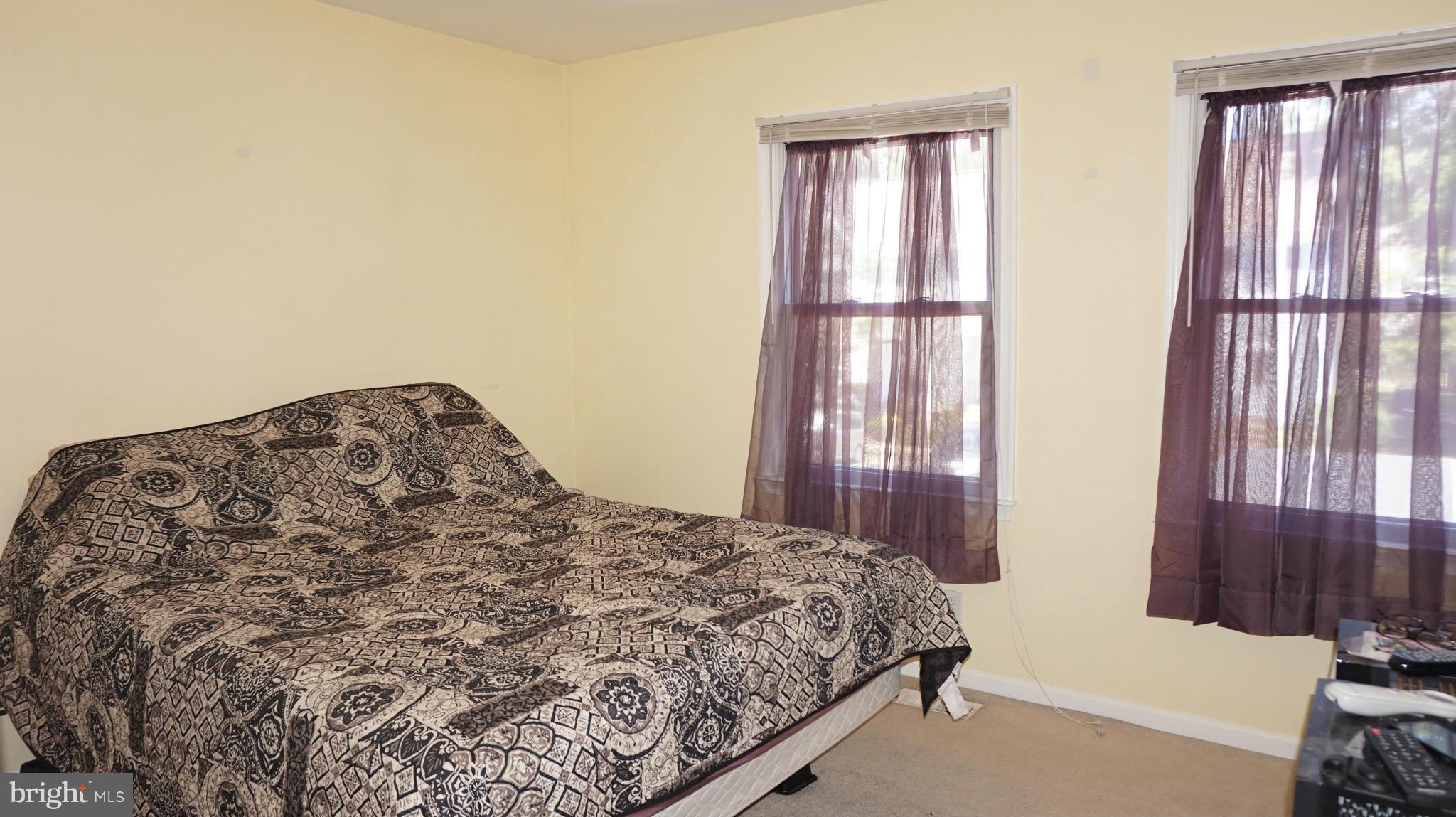 STAFFORD MEADOWS - Residential Lease