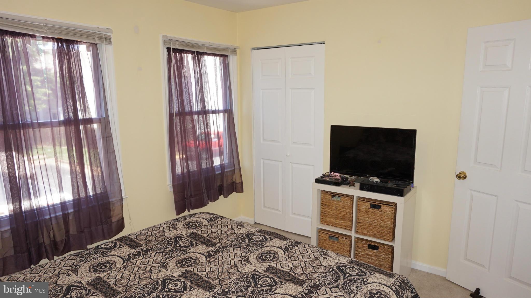 STAFFORD MEADOWS - Residential Lease