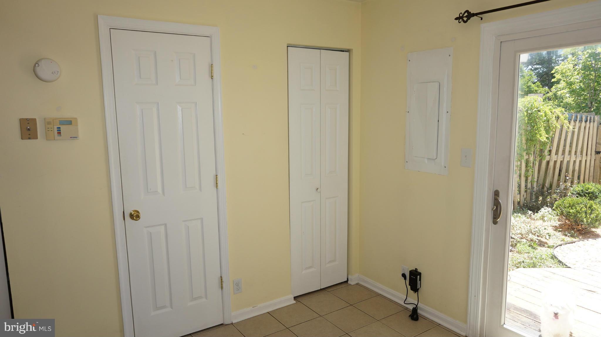 STAFFORD MEADOWS - Residential Lease