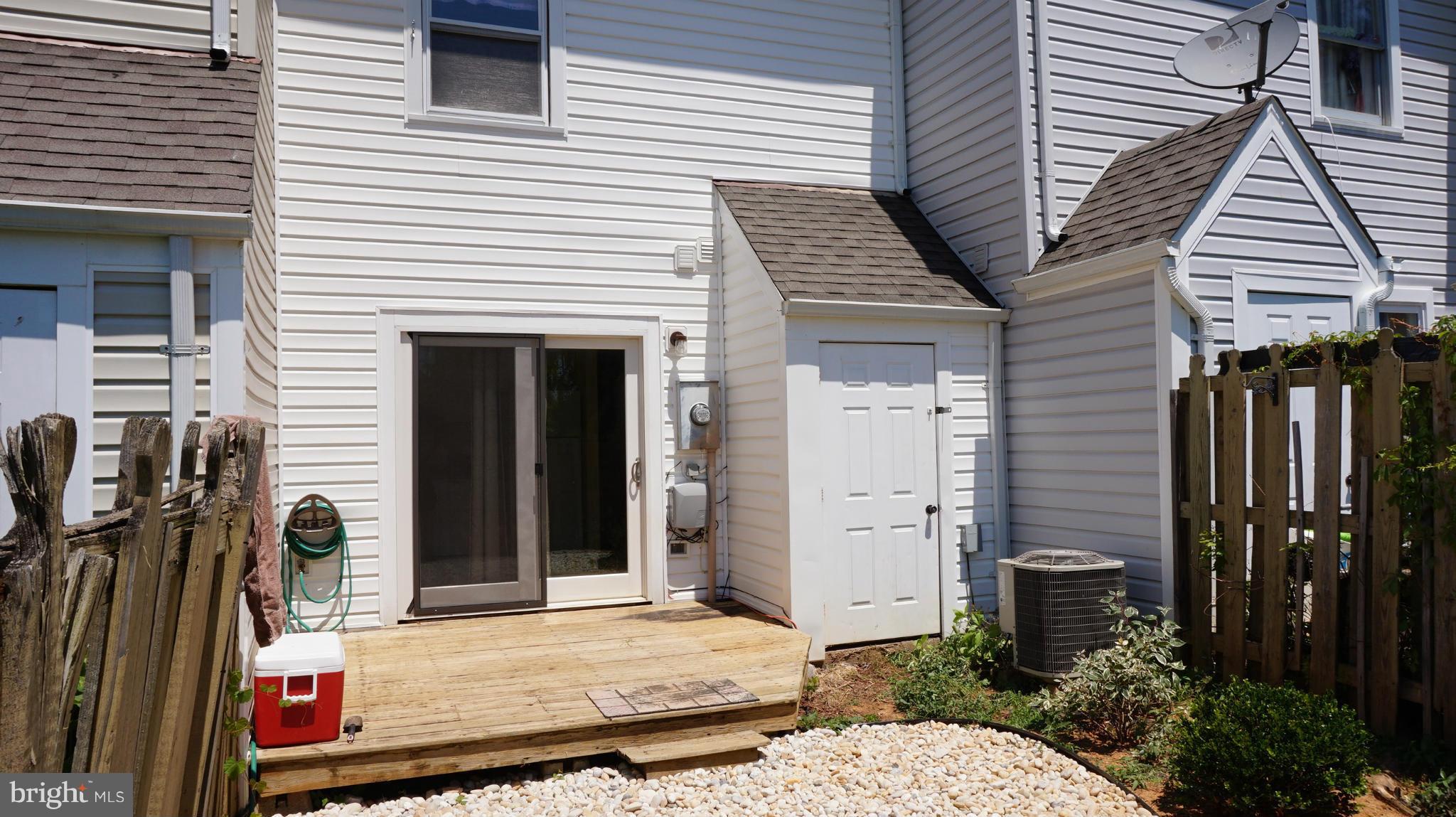 STAFFORD MEADOWS - Residential Lease