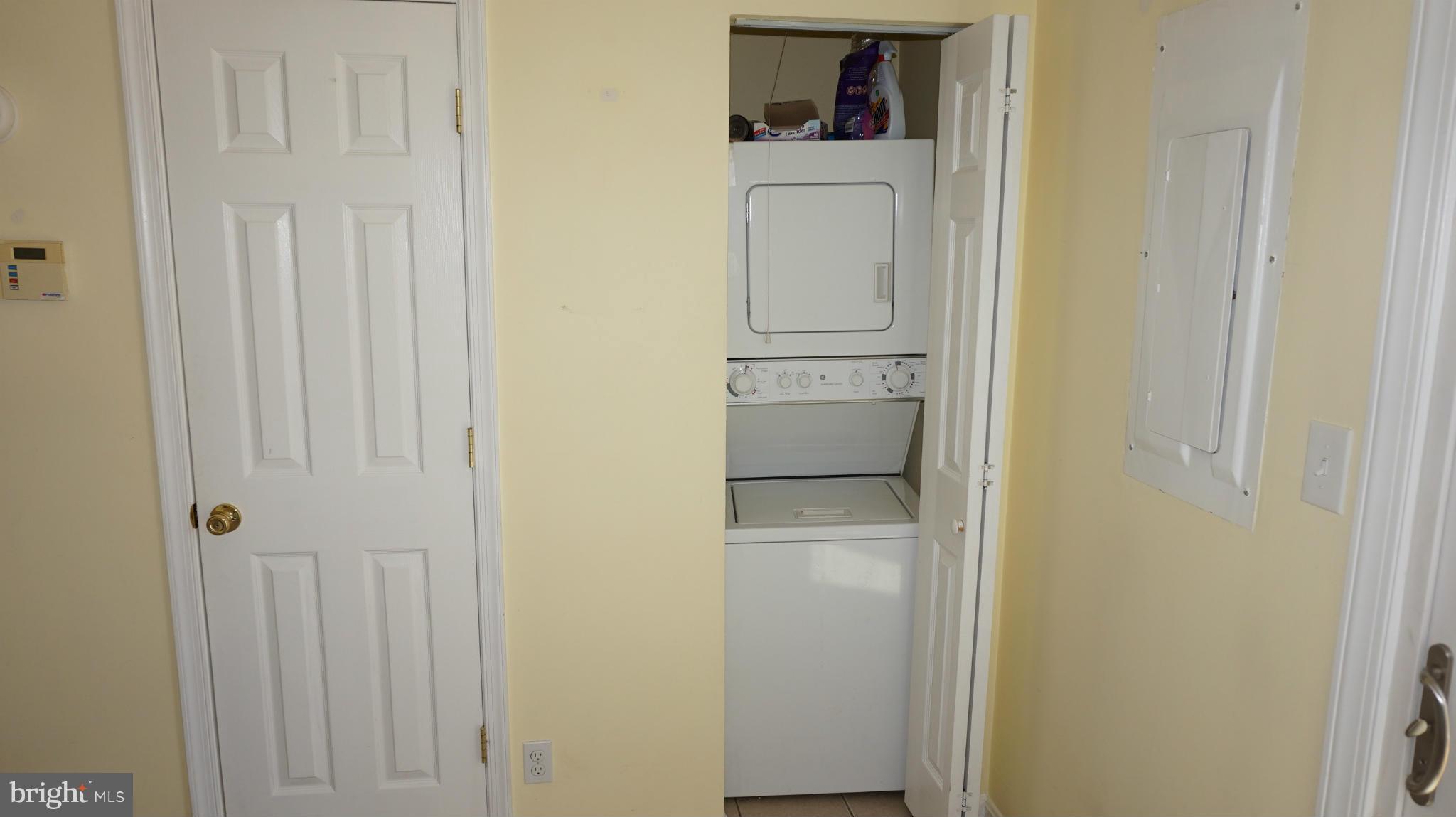 STAFFORD MEADOWS - Residential Lease