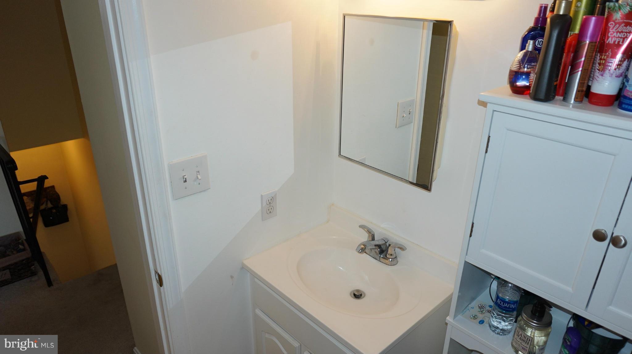 STAFFORD MEADOWS - Residential Lease