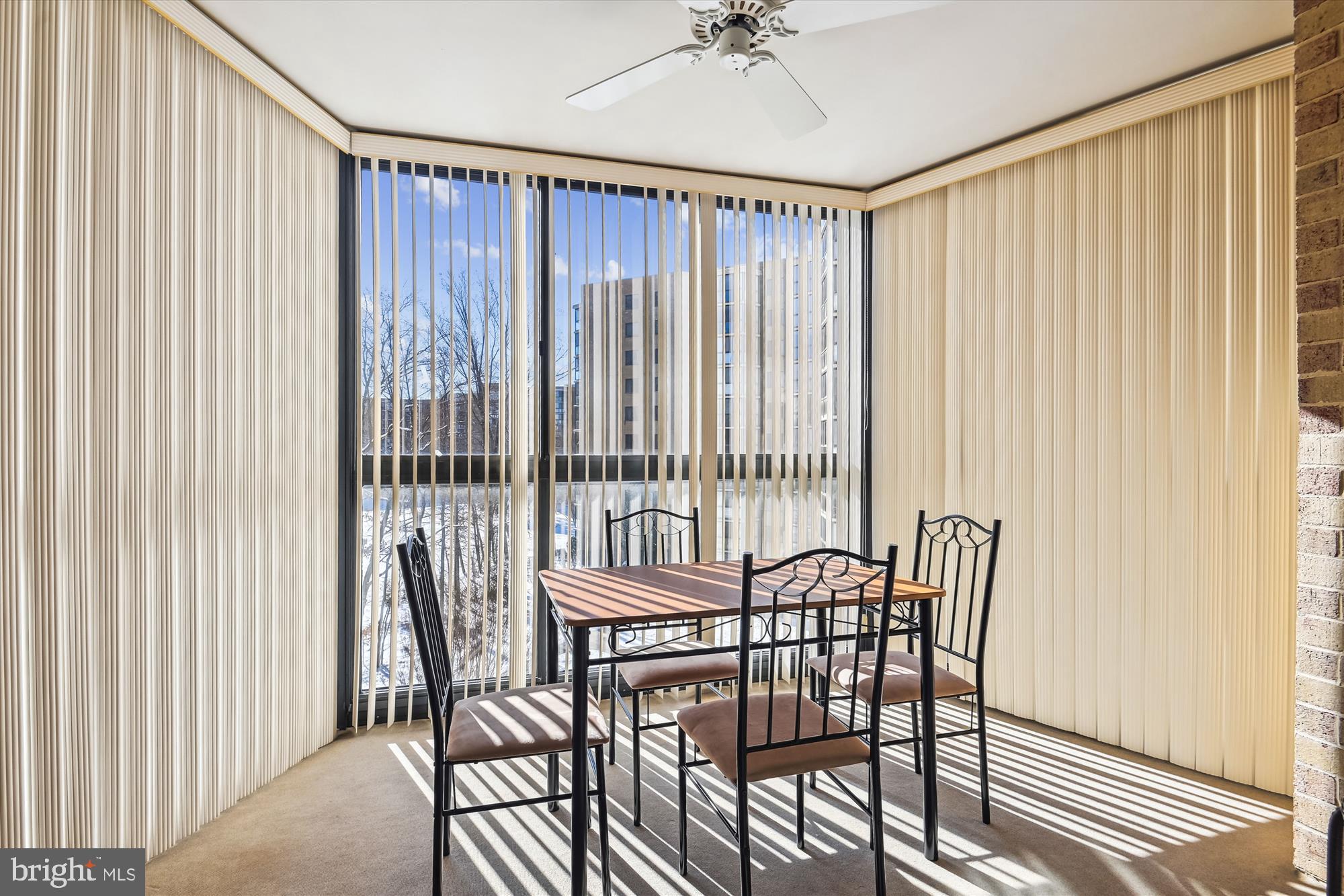 LEISURE WORLD - Residential