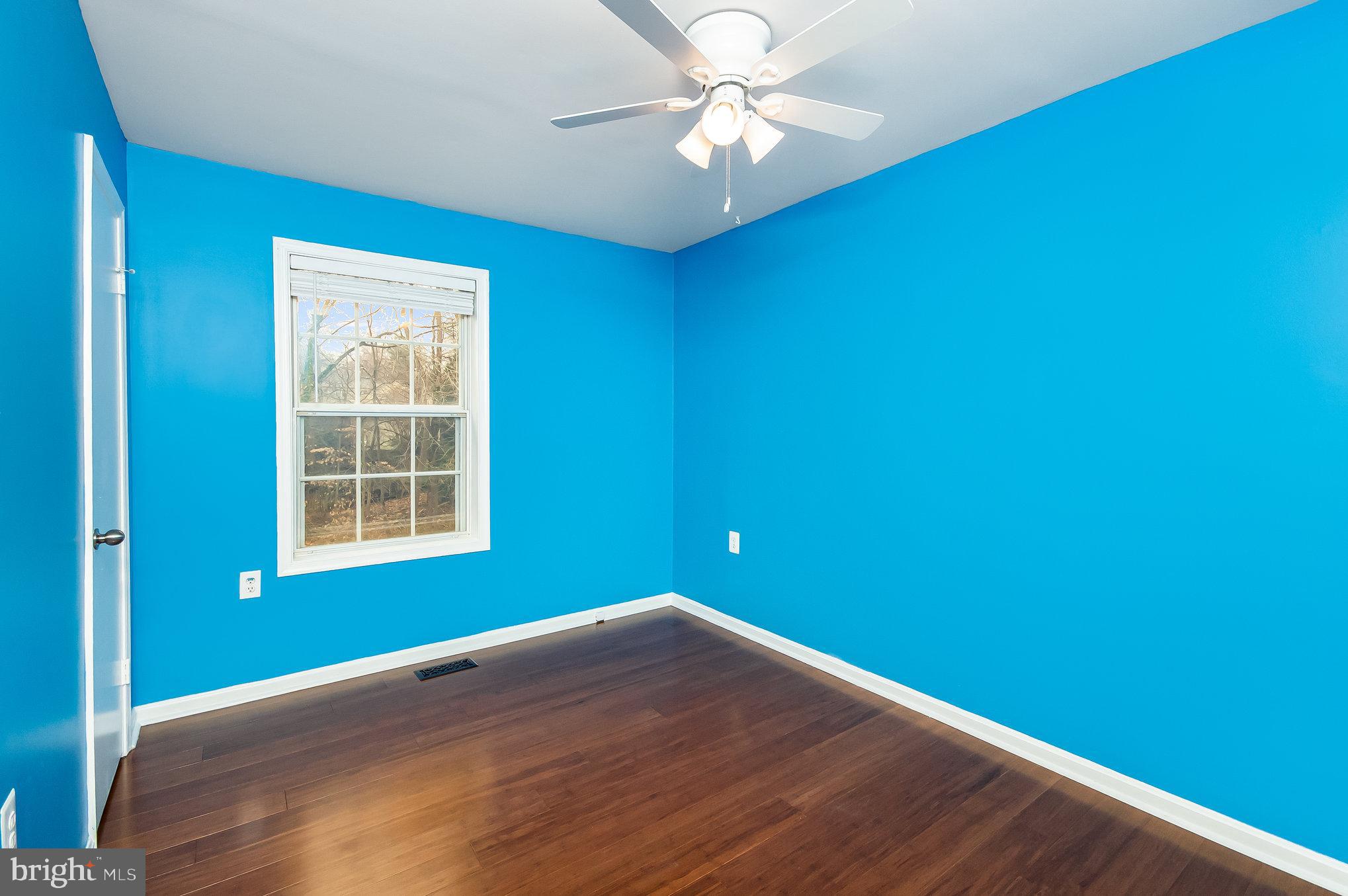 LAKE RIDGE - Residential Lease