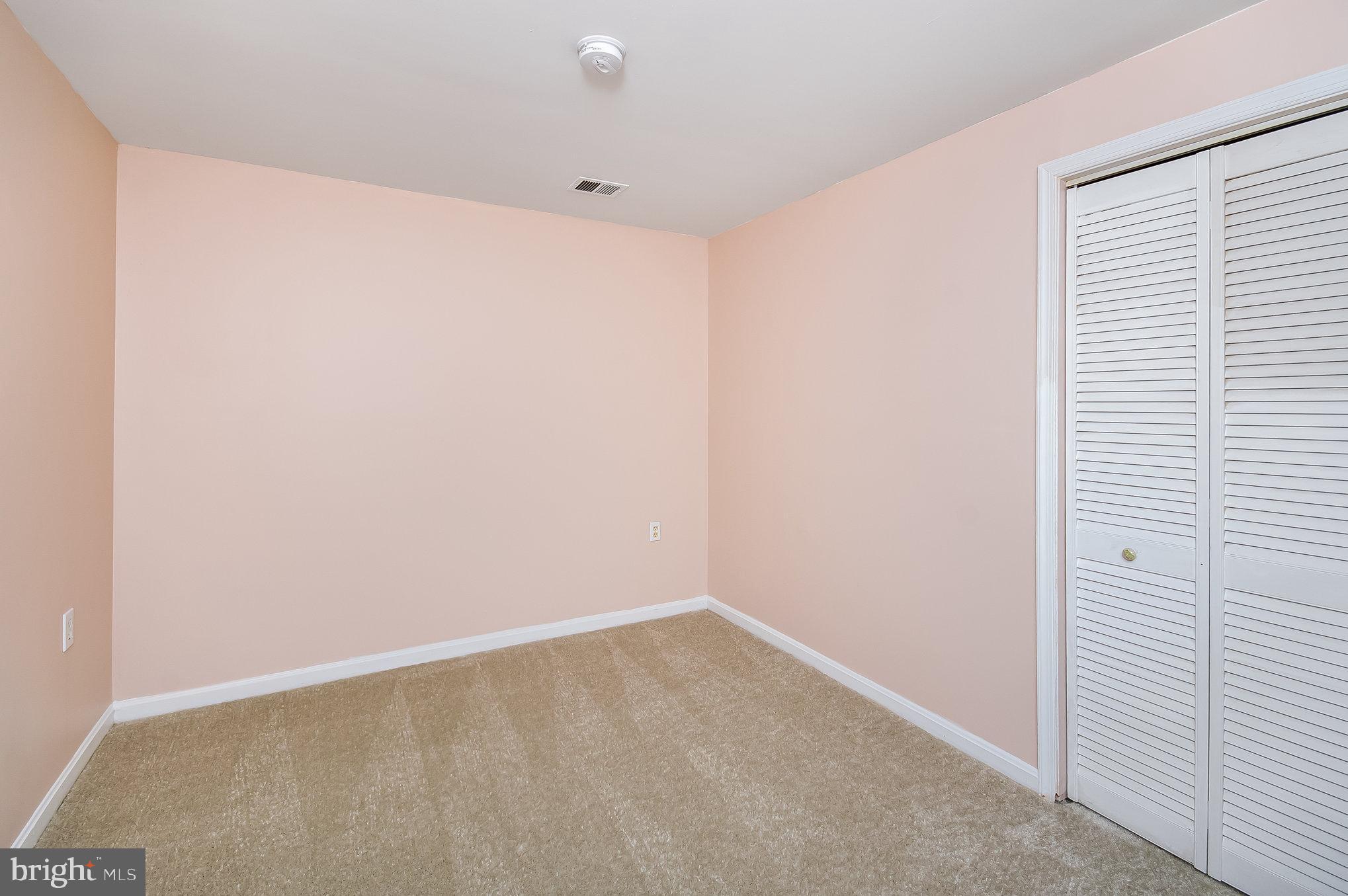 LAKE RIDGE - Residential Lease