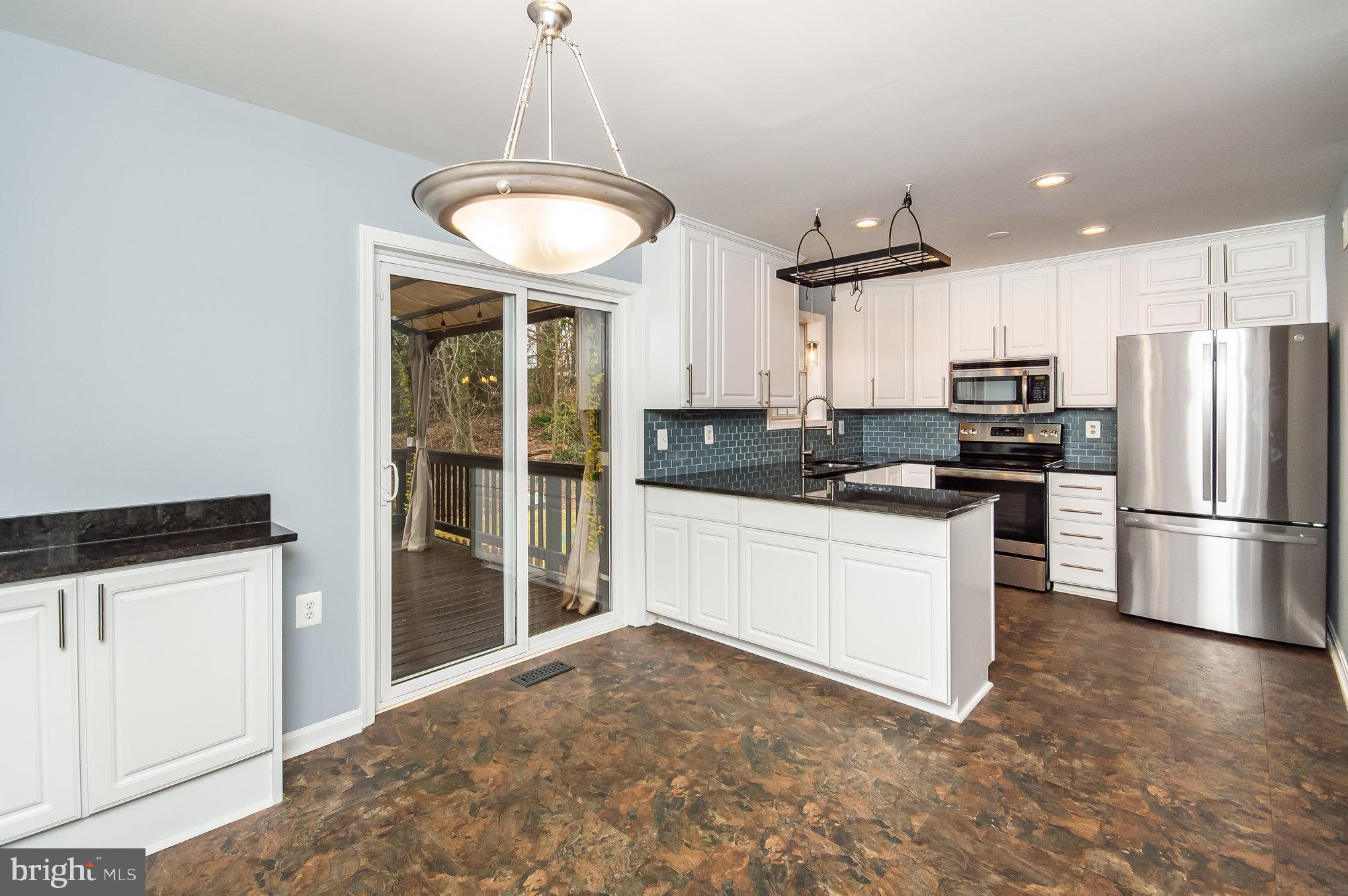 LAKE RIDGE - Residential Lease