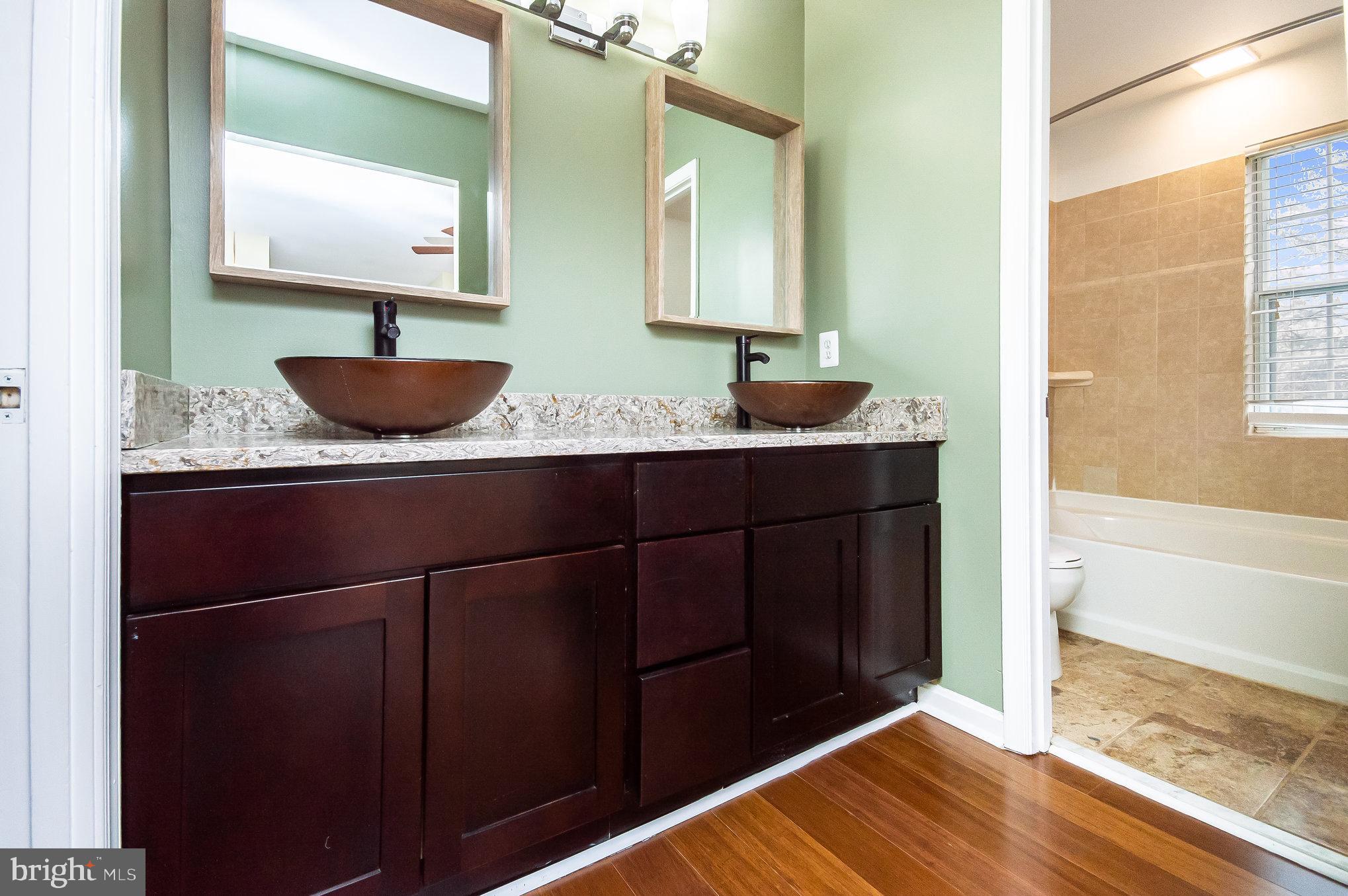 LAKE RIDGE - Residential Lease