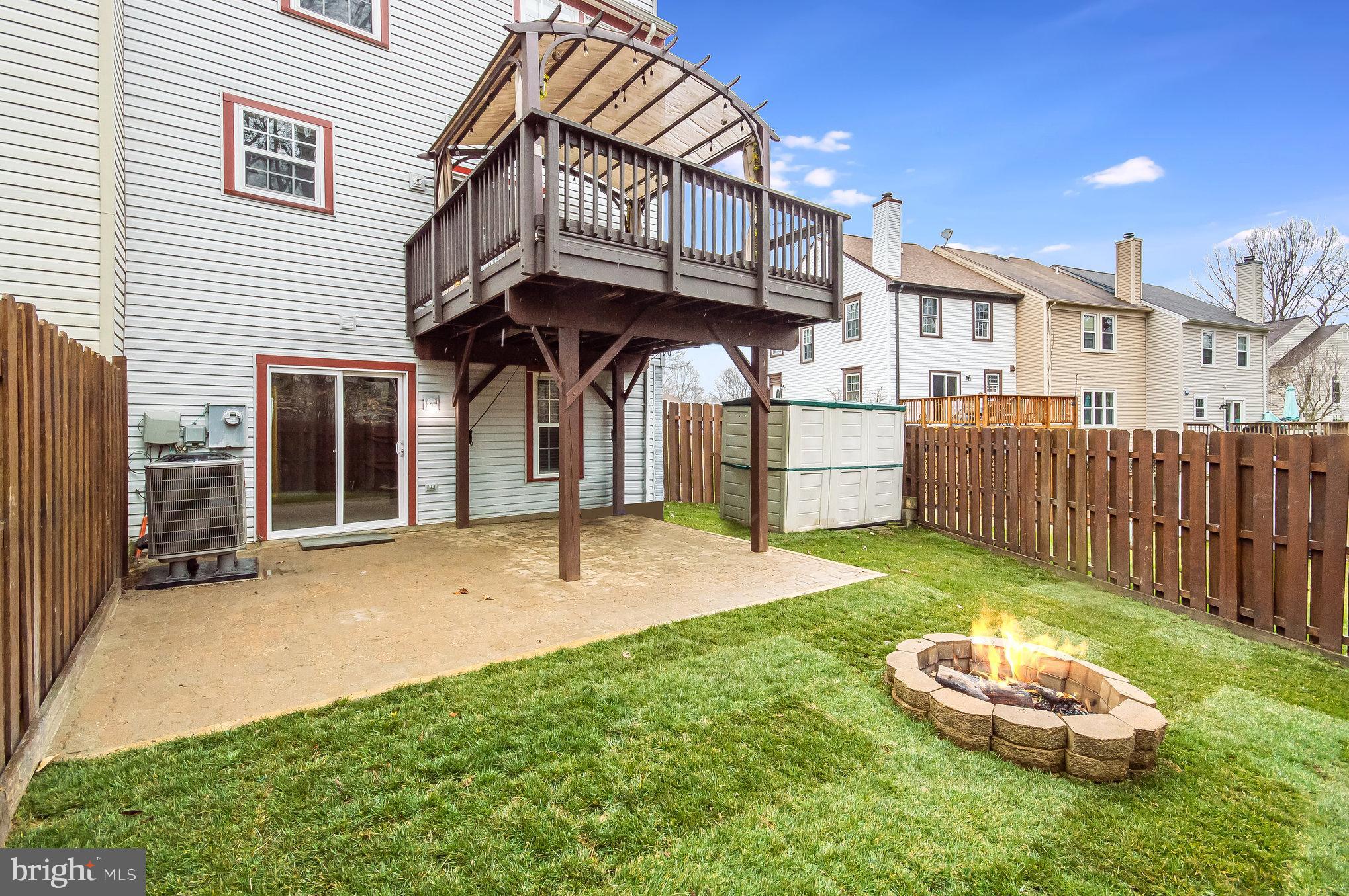 LAKE RIDGE - Residential Lease