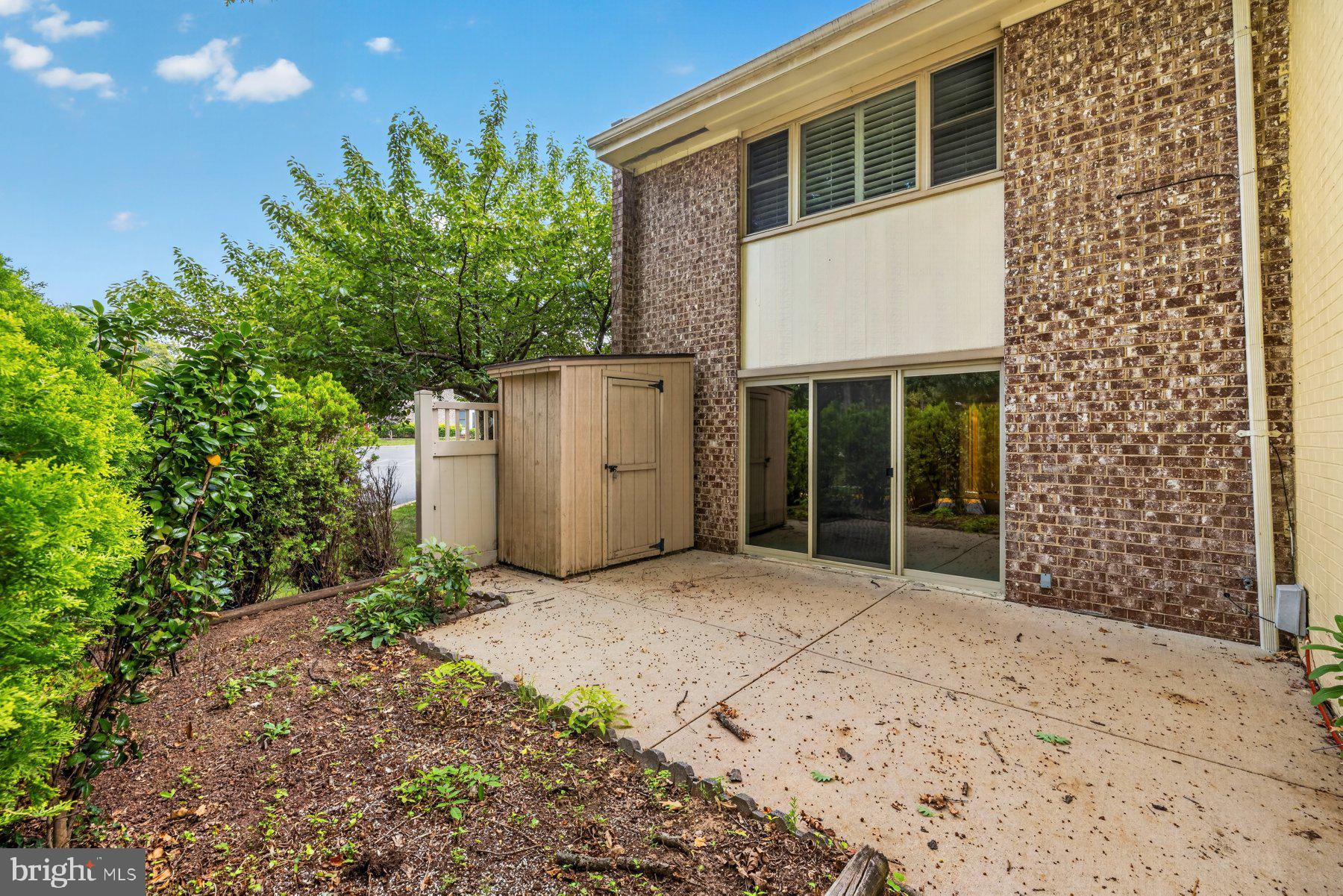 3498 GLENEAGLES DRIVE 79-F