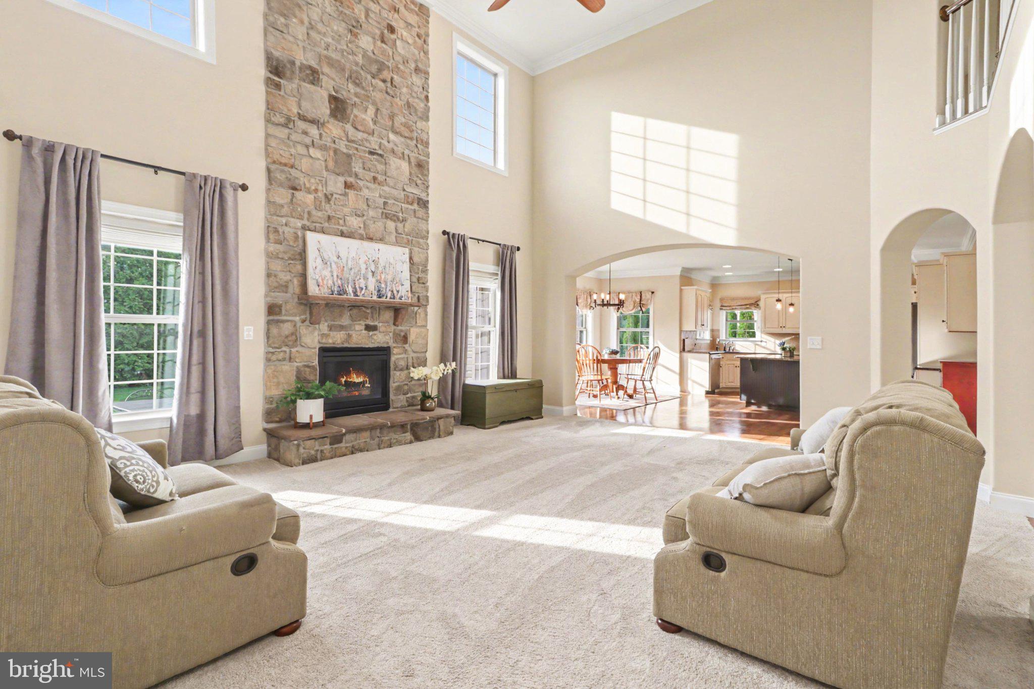 HAMPDEN SUMMIT - Residential