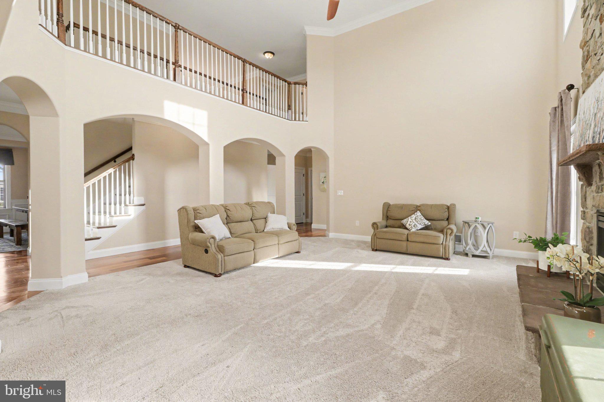 HAMPDEN SUMMIT - Residential