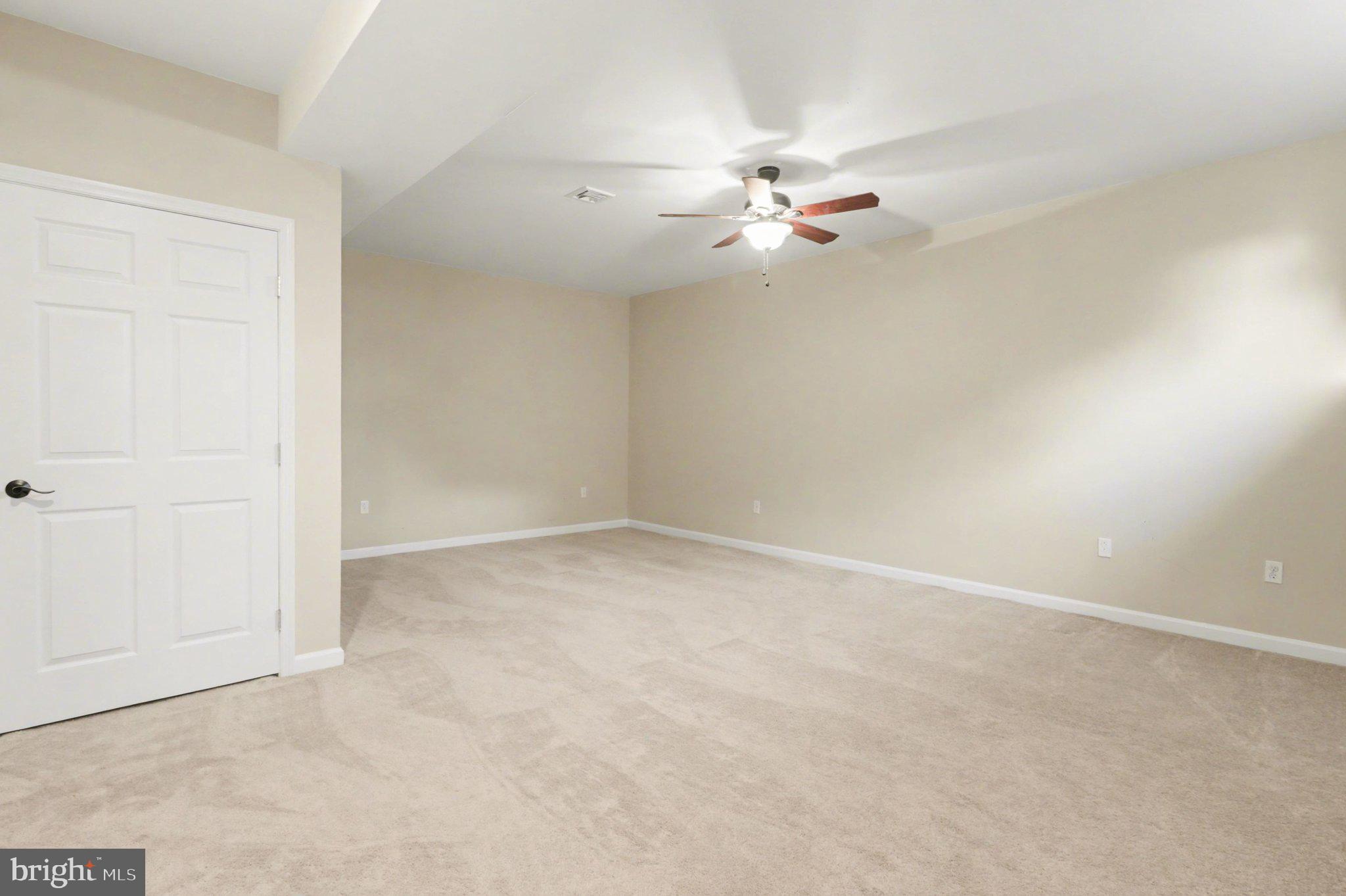 HAMPDEN SUMMIT - Residential