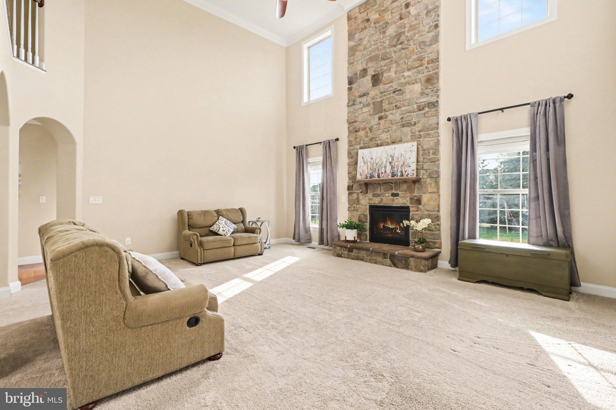 HAMPDEN SUMMIT - Residential